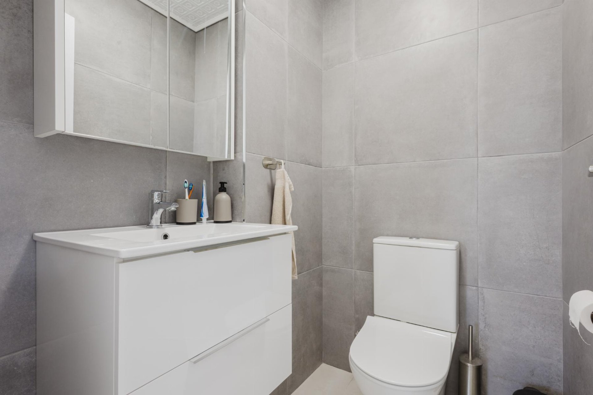 Rynek wtórny - Mieszkanie  -
Torrevieja - Acequion