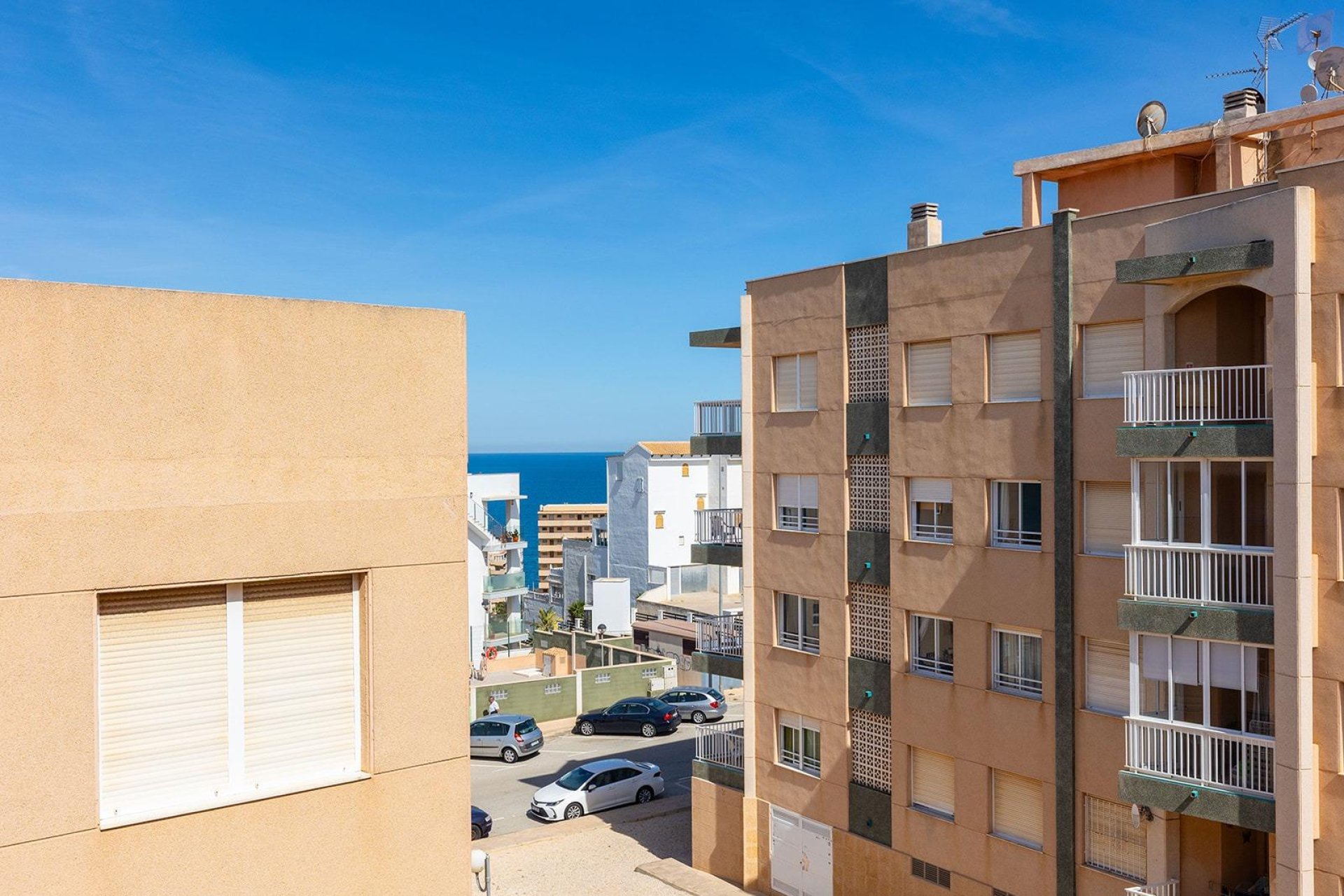 Rynek wtórny - Mieszkanie  -
Torrevieja - Cabo cervera