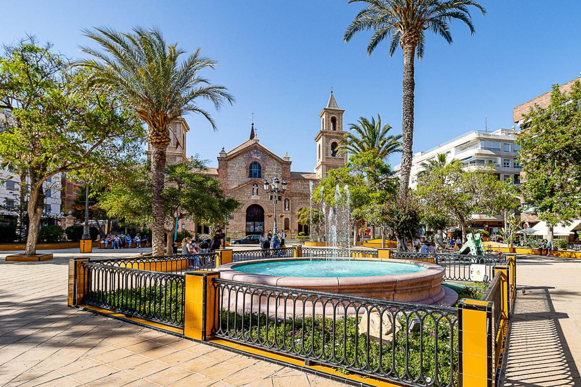Rynek wtórny - Mieszkanie  -
Torrevieja - Centro
