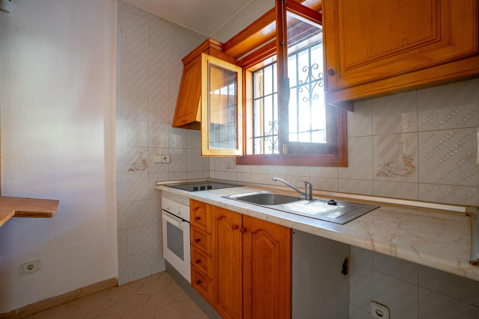 Rynek wtórny - Mieszkanie  -
Torrevieja - El Chaparral