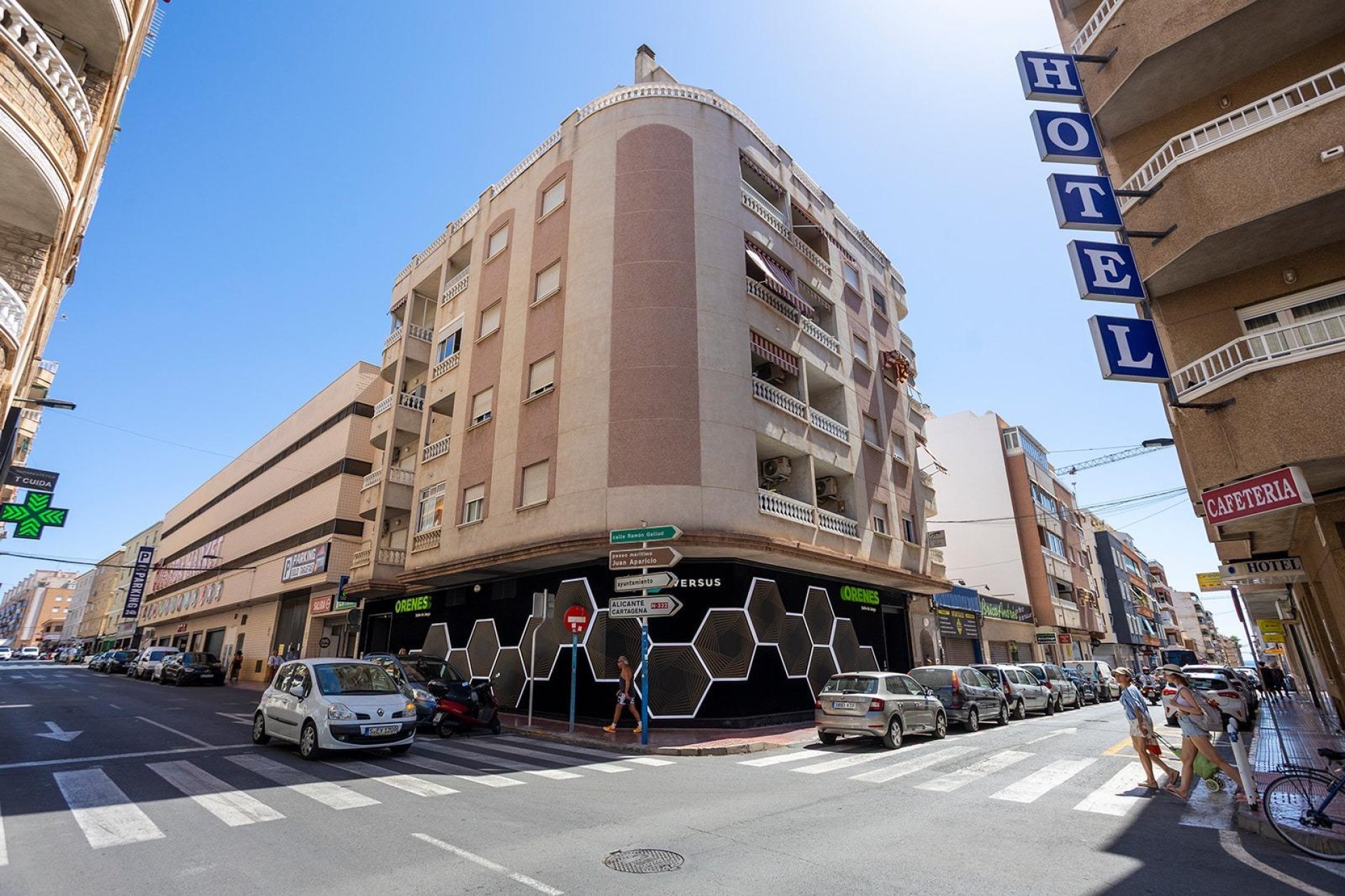 Rynek wtórny - Mieszkanie  -
Torrevieja - Estacion de autobuses