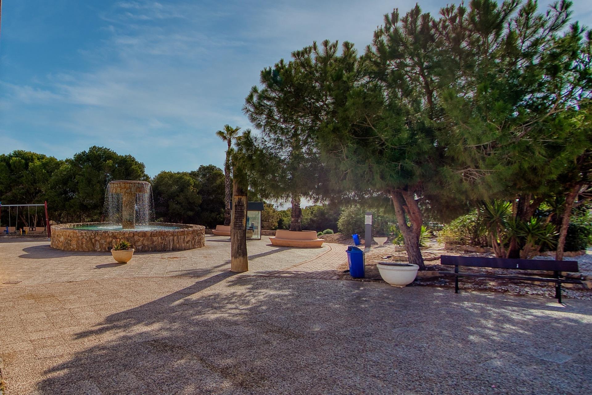 Rynek wtórny - Mieszkanie  -
Torrevieja - La Mata