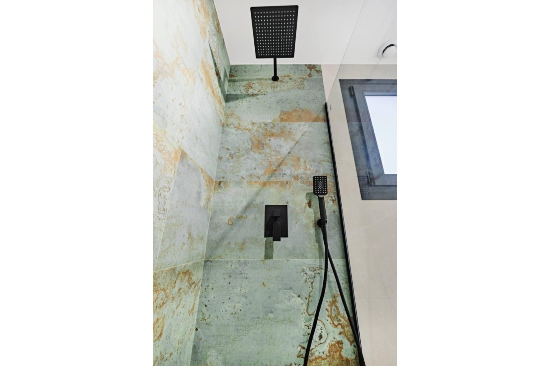 Rynek wtórny - Mieszkanie  -
Torrevieja - La Veleta