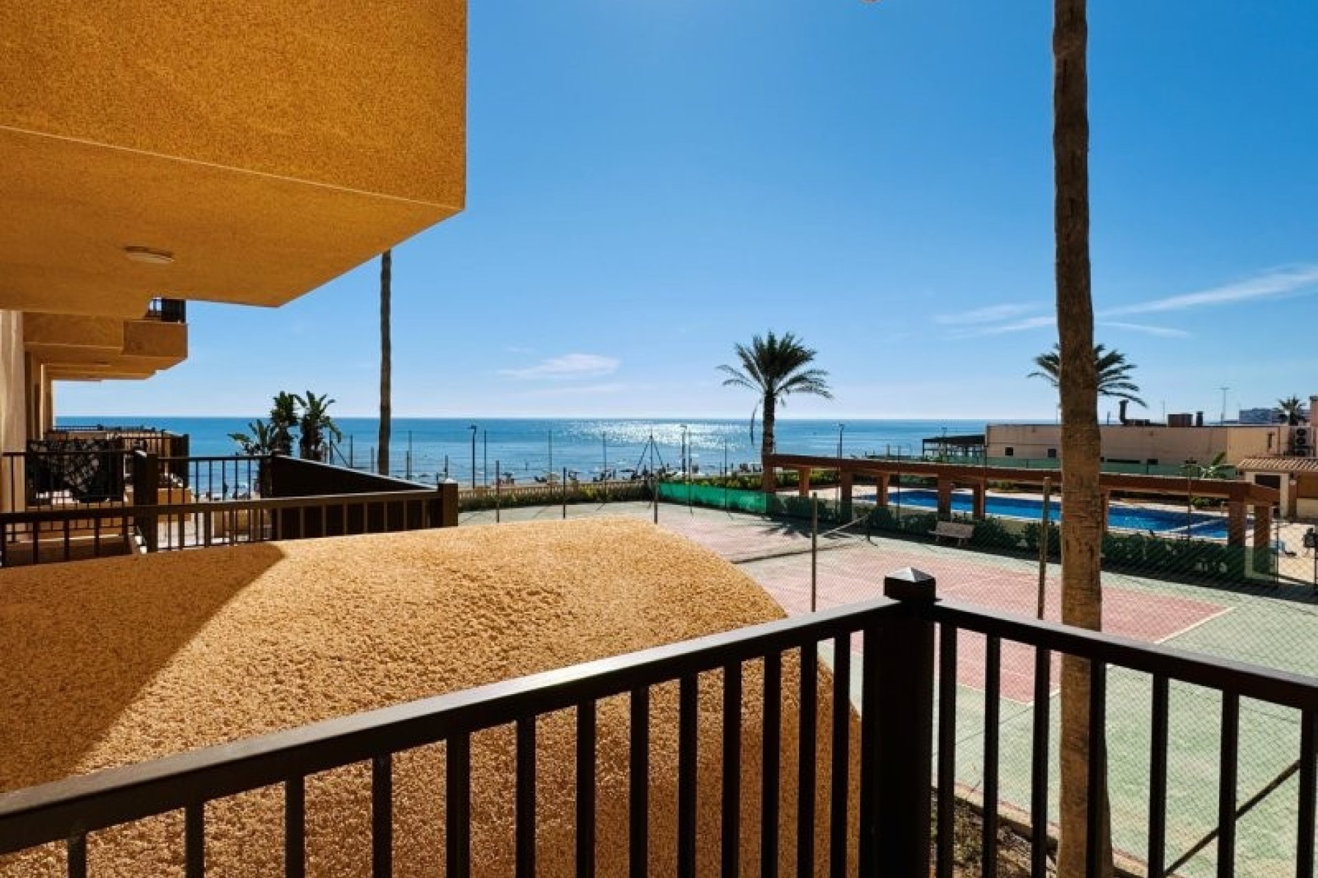 Rynek wtórny - Mieszkanie  -
Torrevieja - Los Europeos