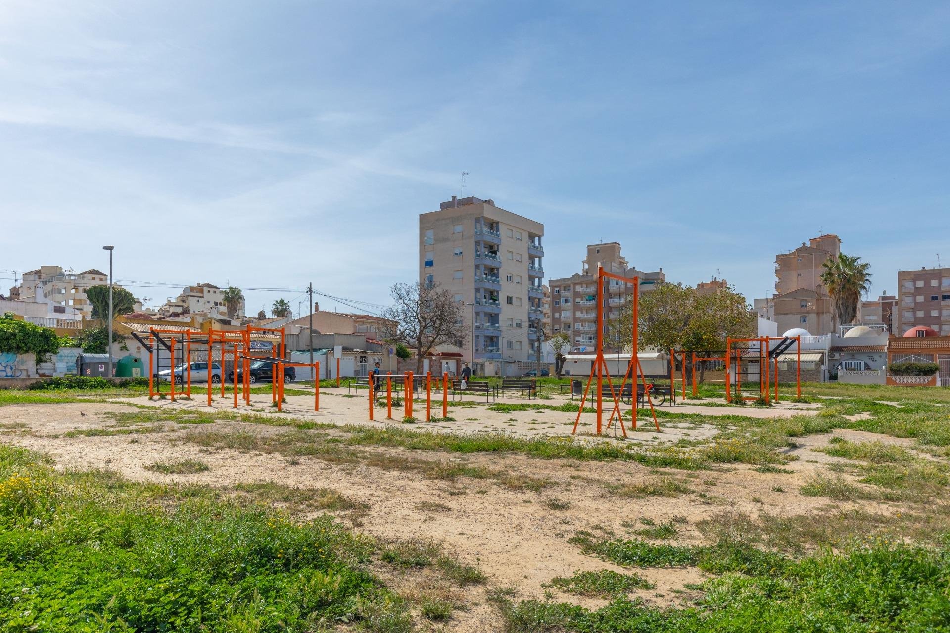 Rynek wtórny - Mieszkanie  -
Torrevieja - Nueva Torrevieja