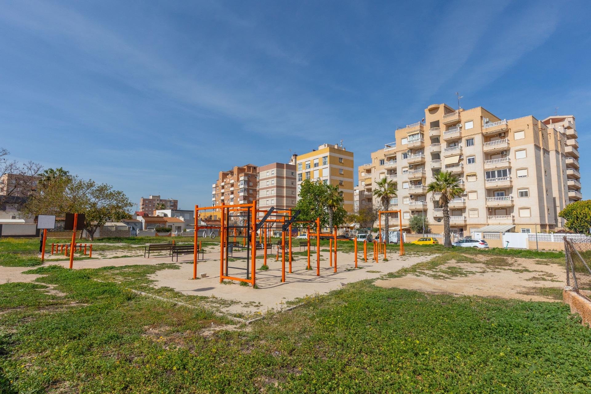 Rynek wtórny - Mieszkanie  -
Torrevieja - Nueva Torrevieja
