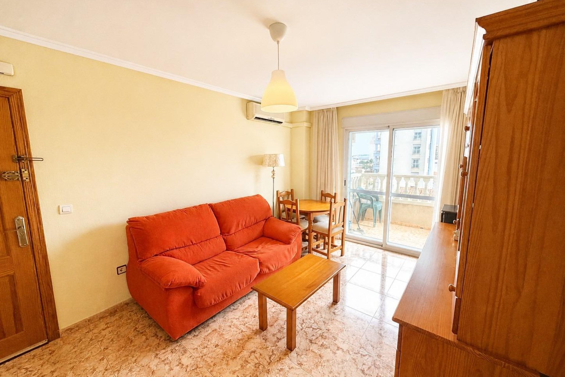 Rynek wtórny - Mieszkanie  -
Torrevieja - Nueva Torrevieja