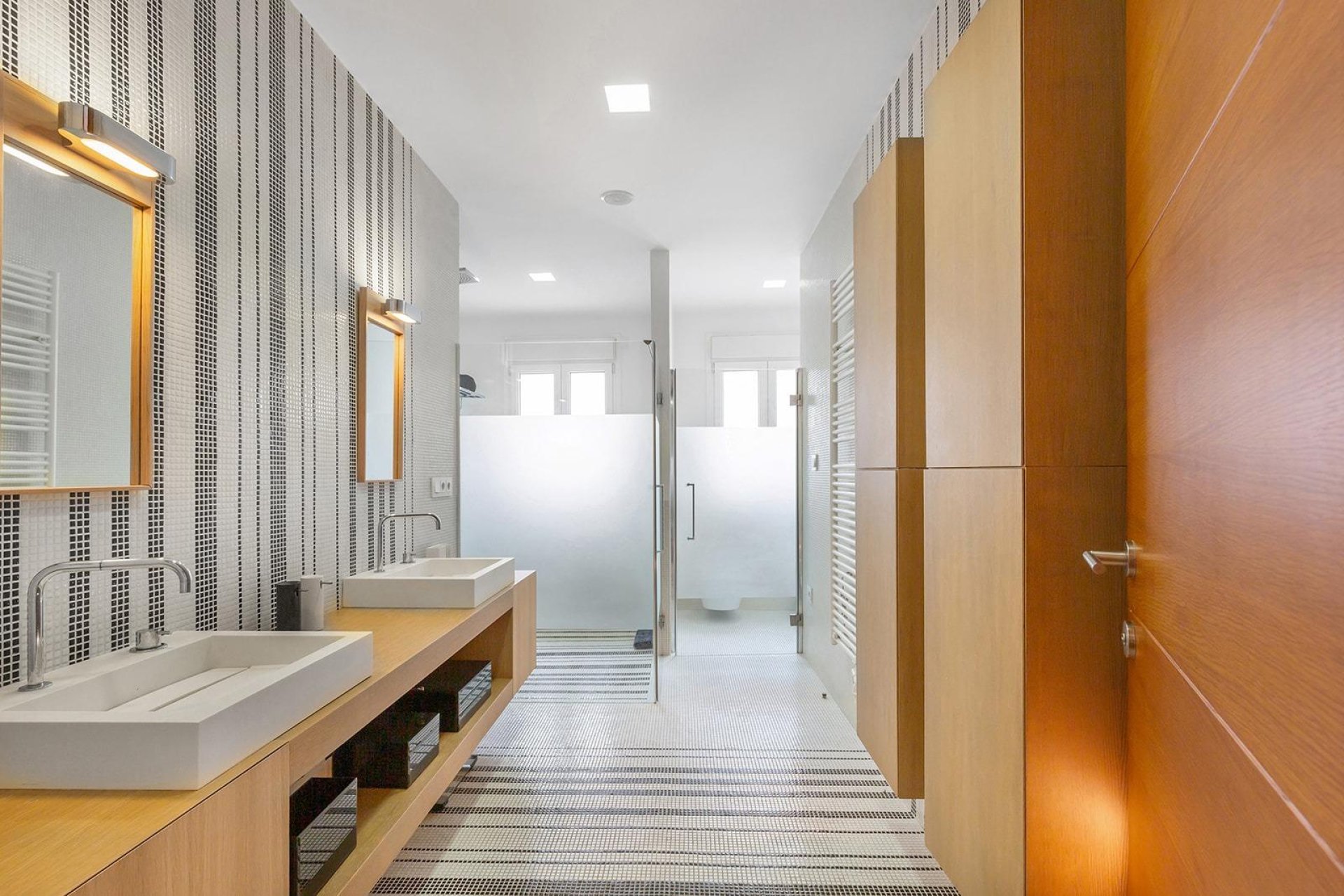 Rynek wtórny - Mieszkanie  -
Torrevieja - Paseo maritimo