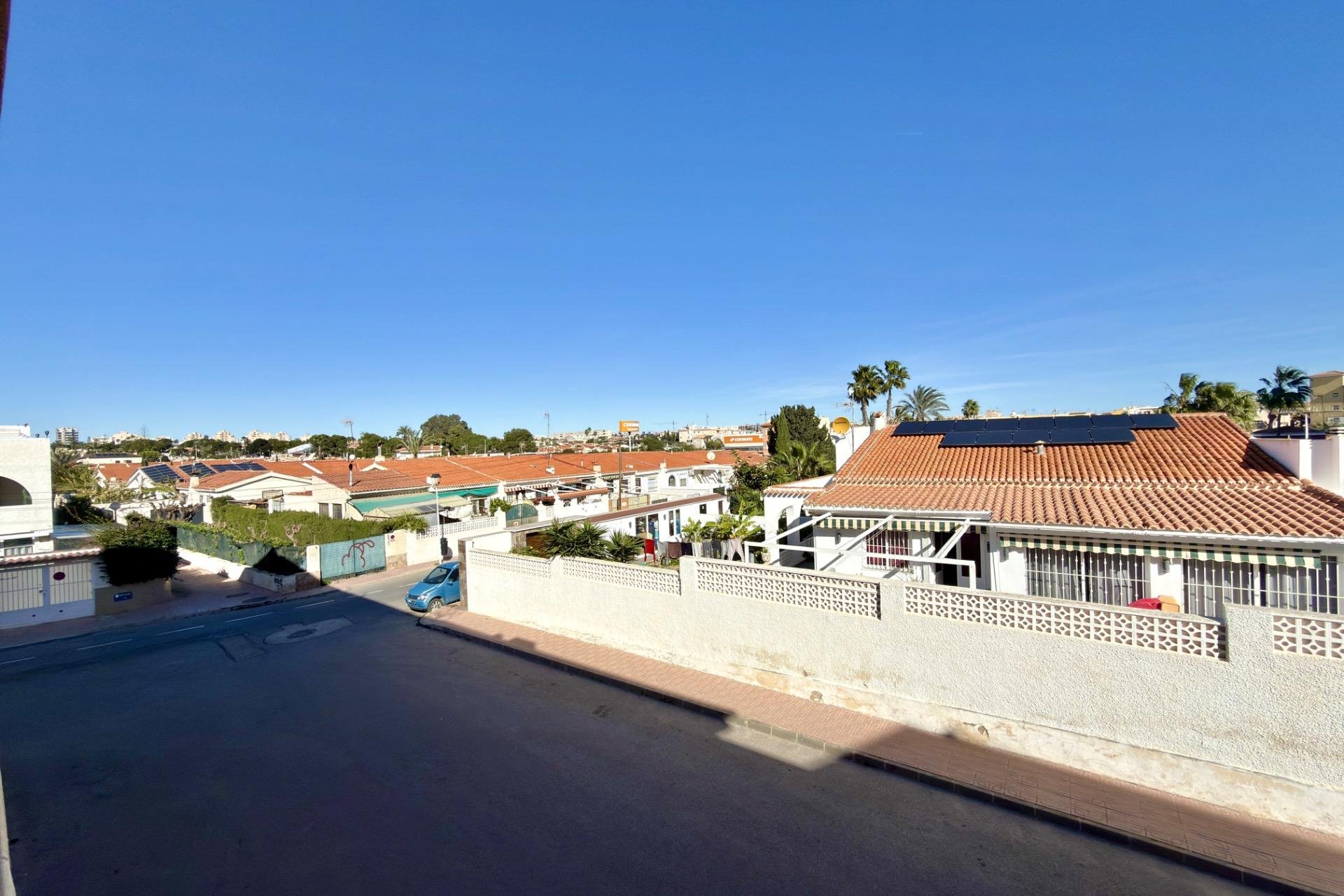 Rynek wtórny - Mieszkanie  -
Torrevieja - Playa de los Locos