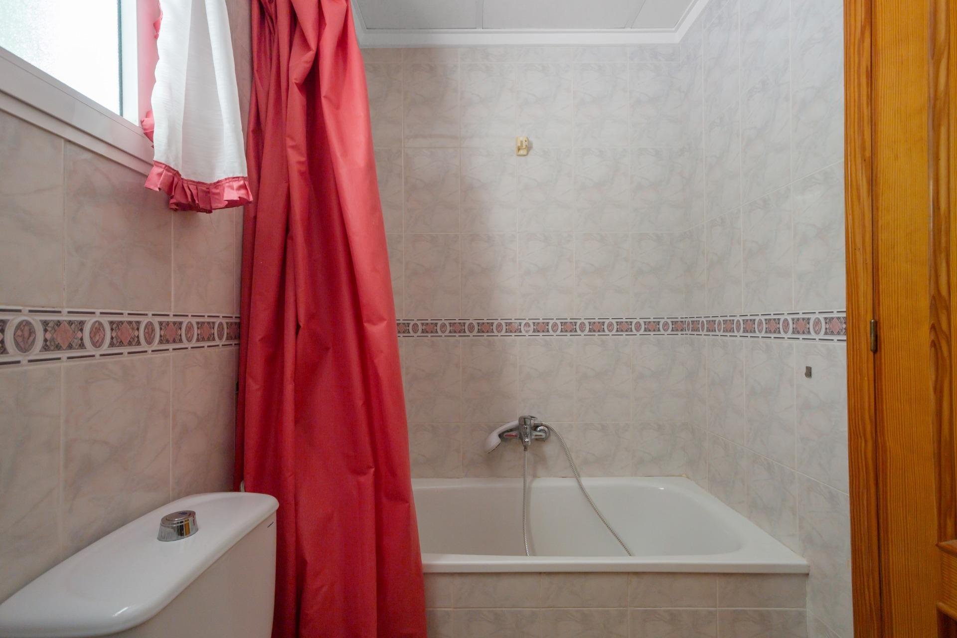 Rynek wtórny - Mieszkanie  -
Torrevieja - Playa del Cura