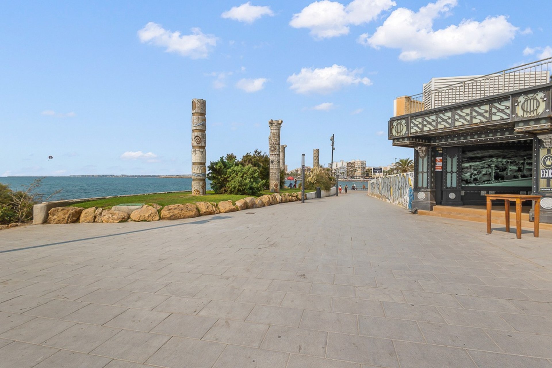 Rynek wtórny - Mieszkanie  -
Torrevieja - Playa del Cura