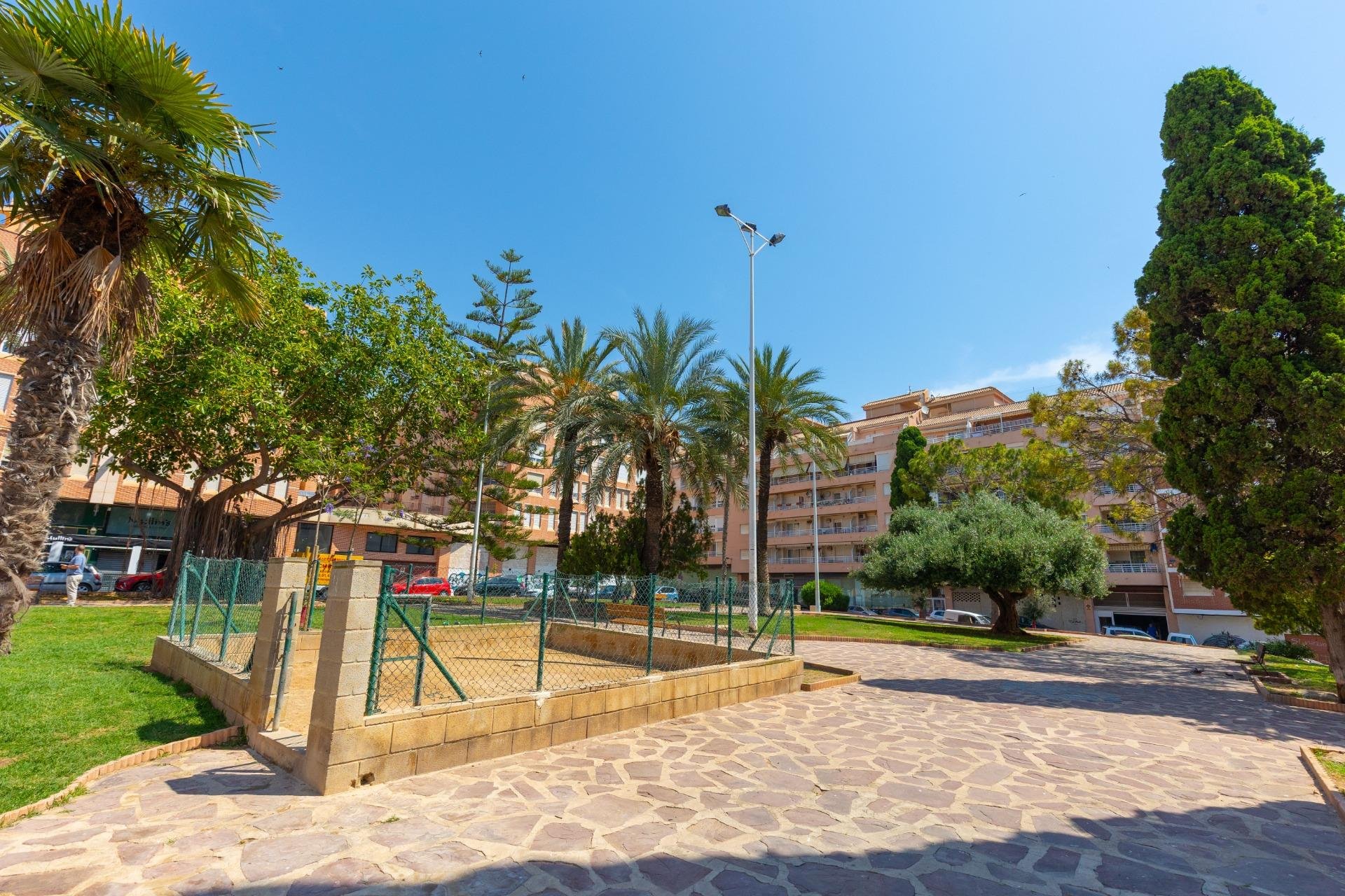 Rynek wtórny - Mieszkanie  -
Torrevieja - Playa del Cura