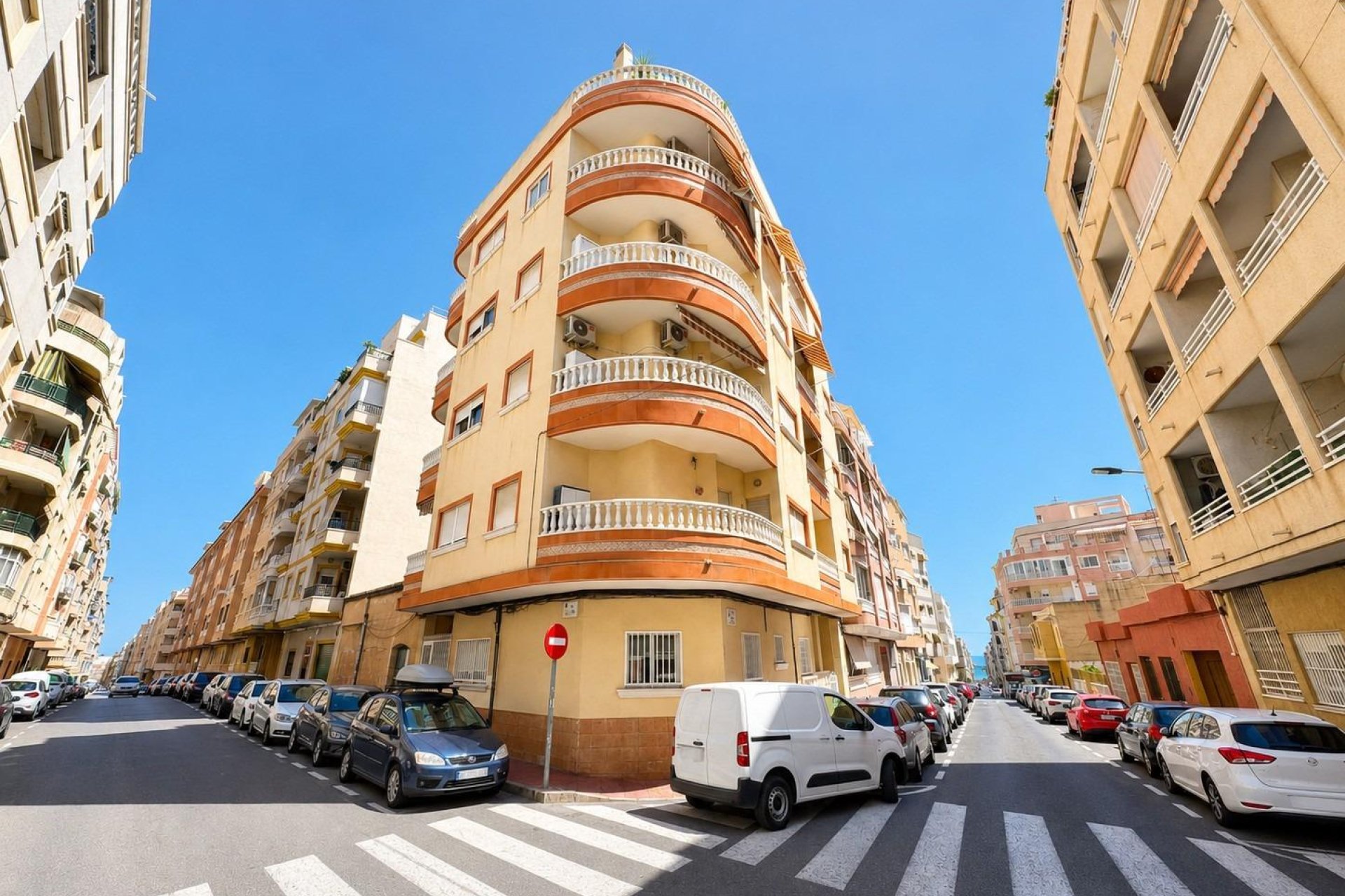 Rynek wtórny - Mieszkanie  -
Torrevieja - Playa del Cura