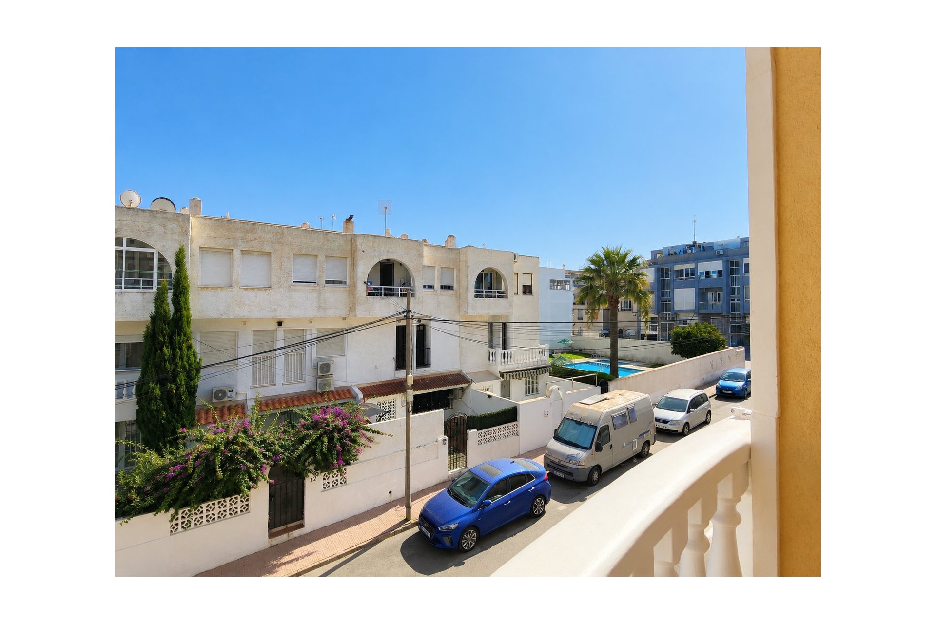 Rynek wtórny - Mieszkanie  -
Torrevieja - Playa Del Cura