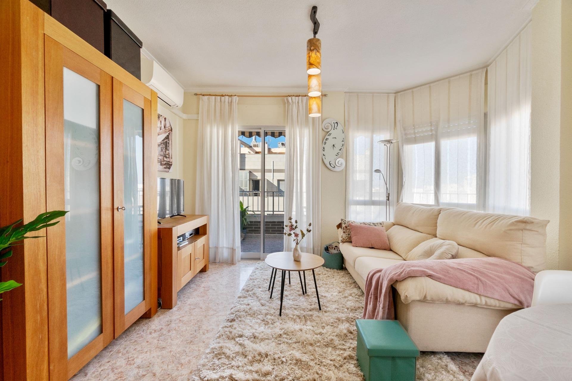 Rynek wtórny - Mieszkanie  -
Torrevieja - Torrevieja - Centre