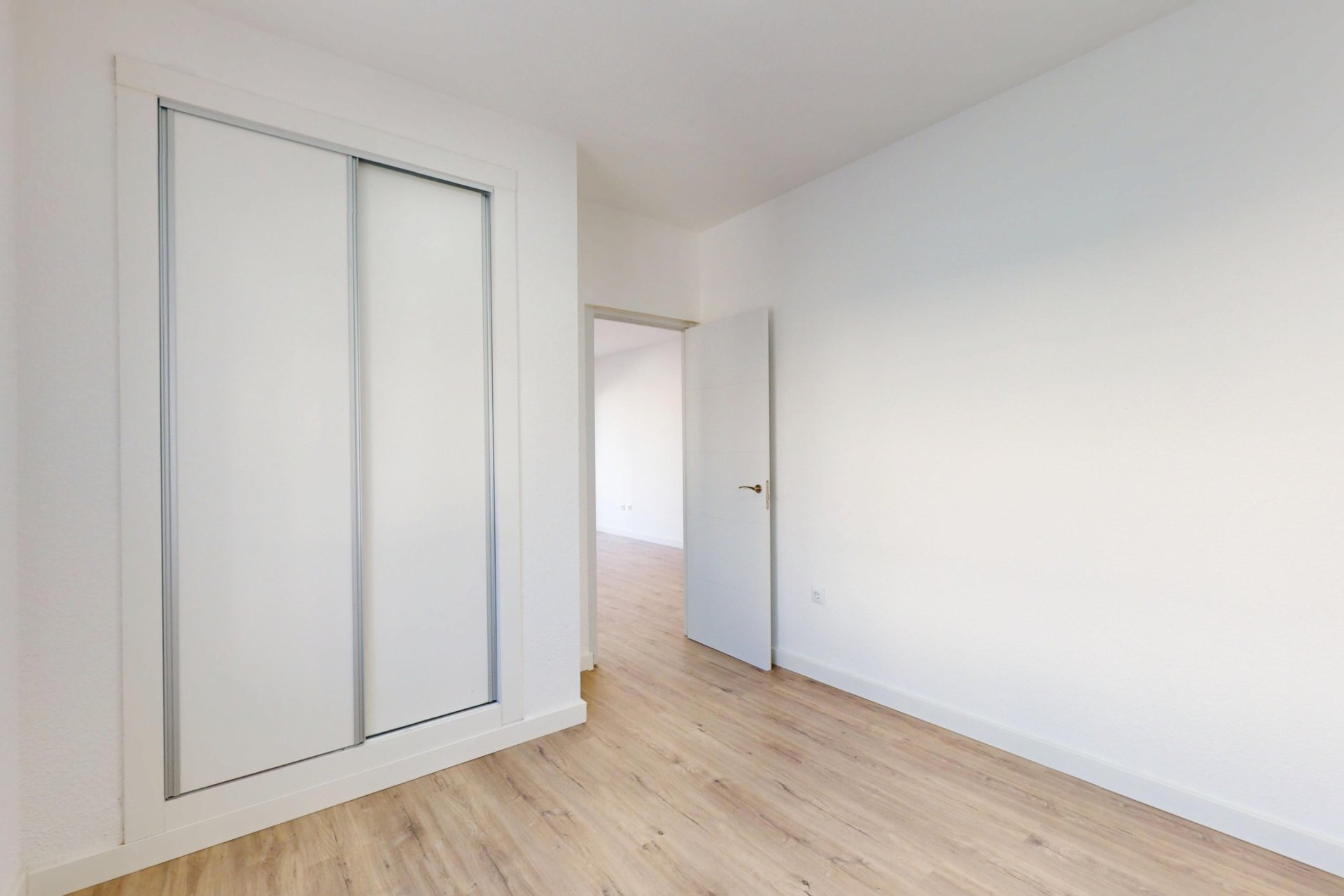 Rynek wtórny - Mieszkanie  -
Torrevieja