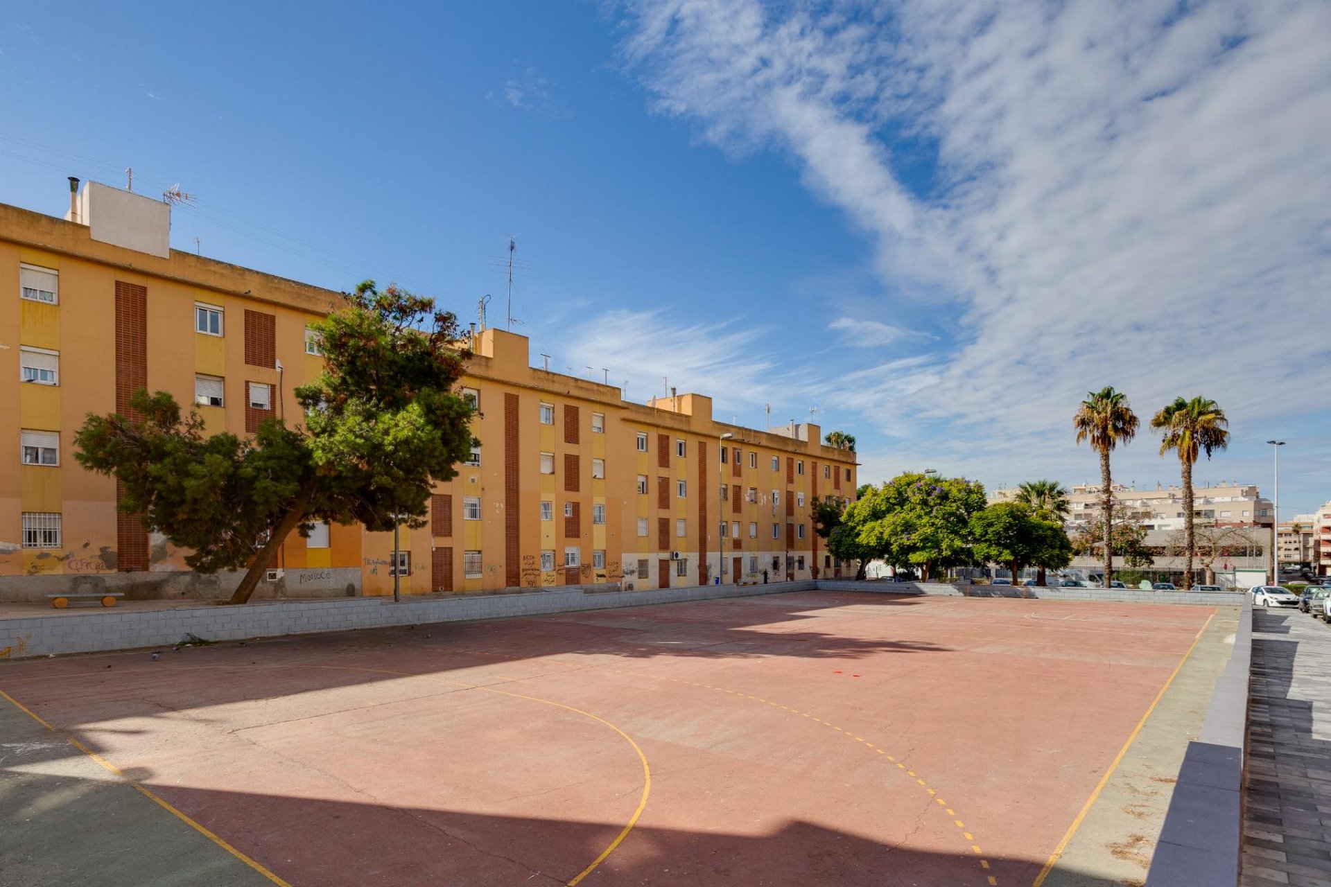 Rynek wtórny - Mieszkanie w bloku -
Torrevieja - Centro