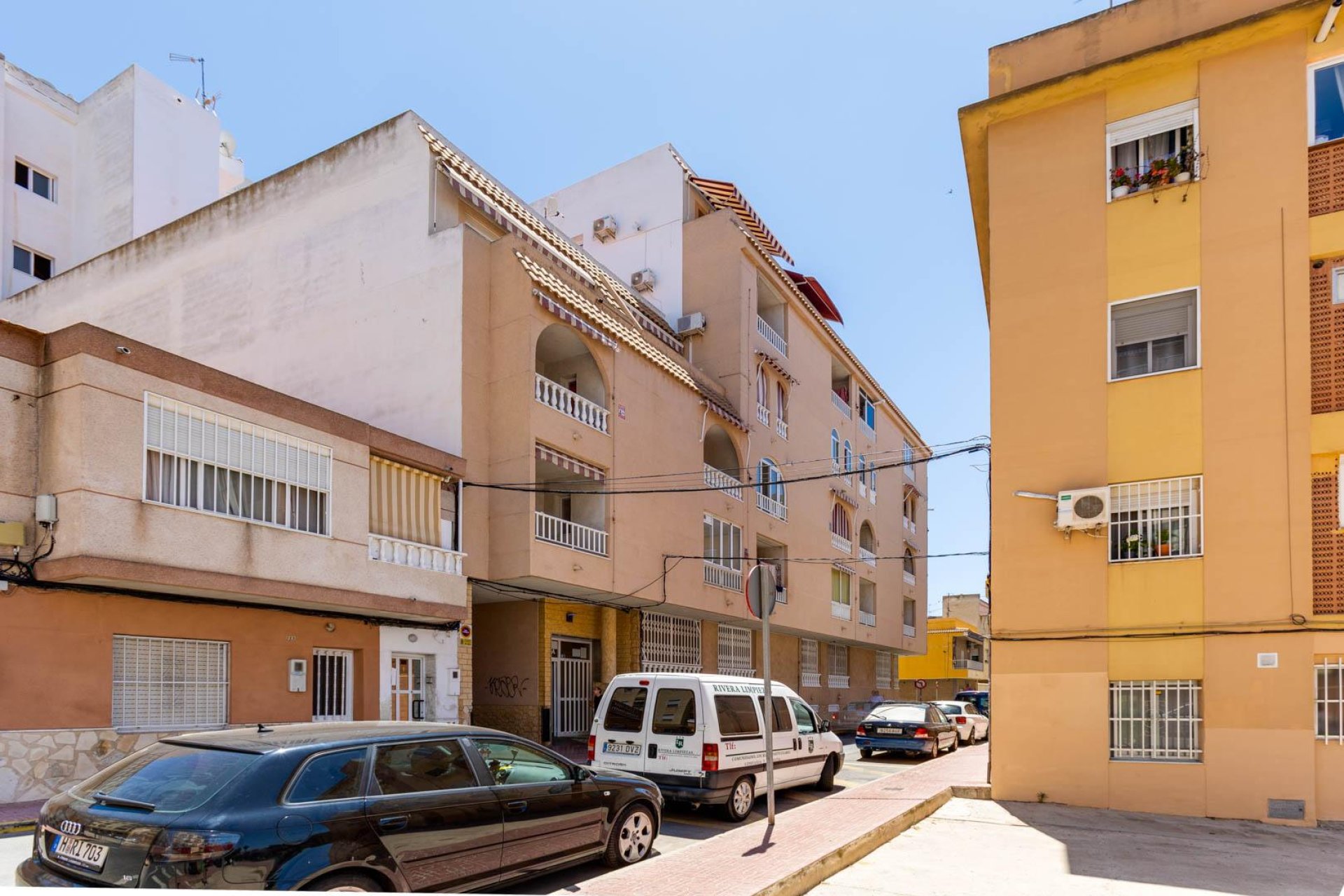 Rynek wtórny - Mieszkanie w bloku -
Torrevieja - Centro