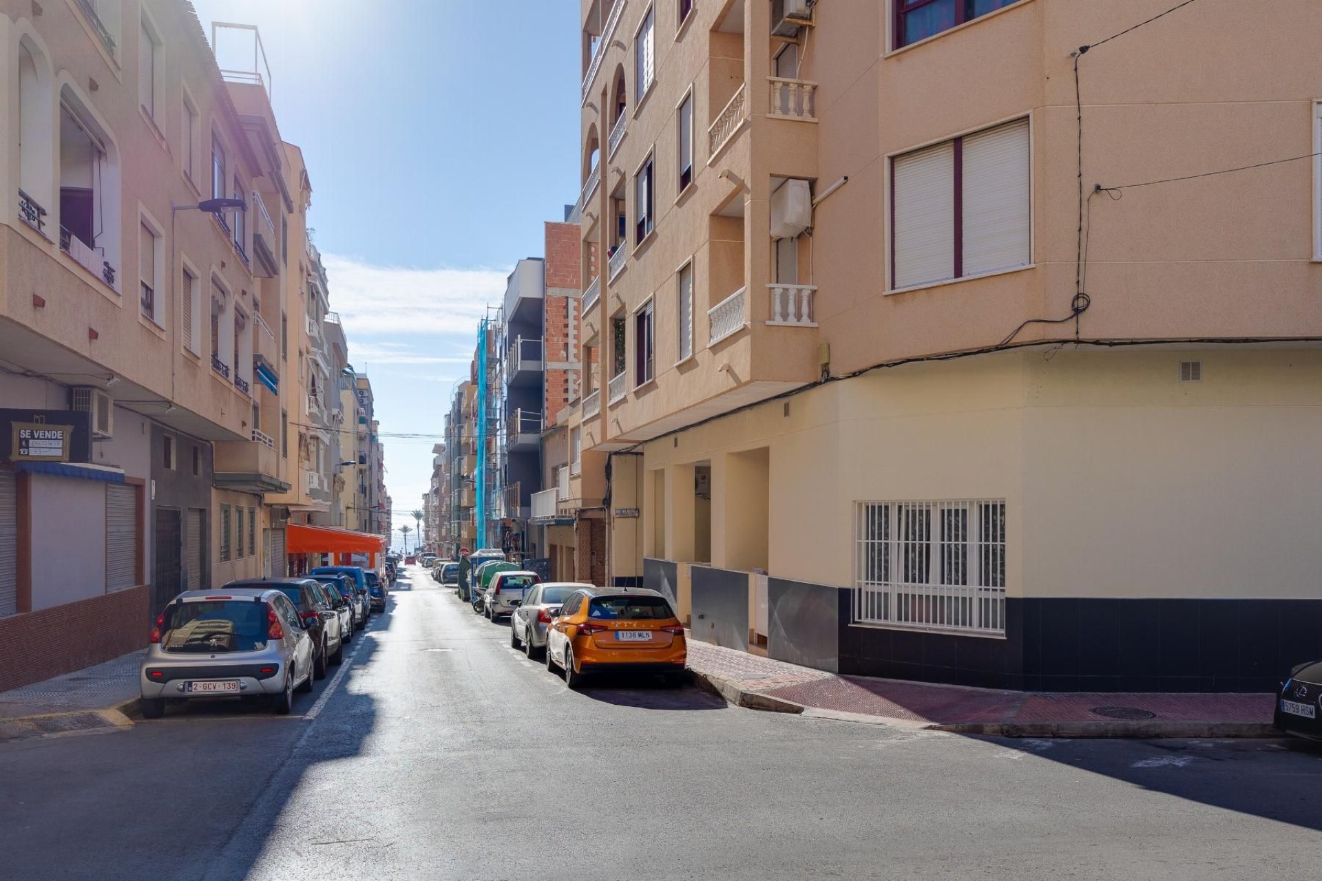 Rynek wtórny - Mieszkanie w bloku -
Torrevieja - Estacion de autobuses