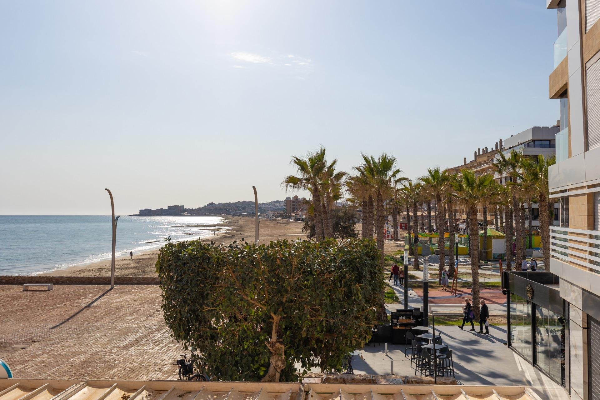 Rynek wtórny - Mieszkanie w bloku -
Torrevieja - La Mata pueblo