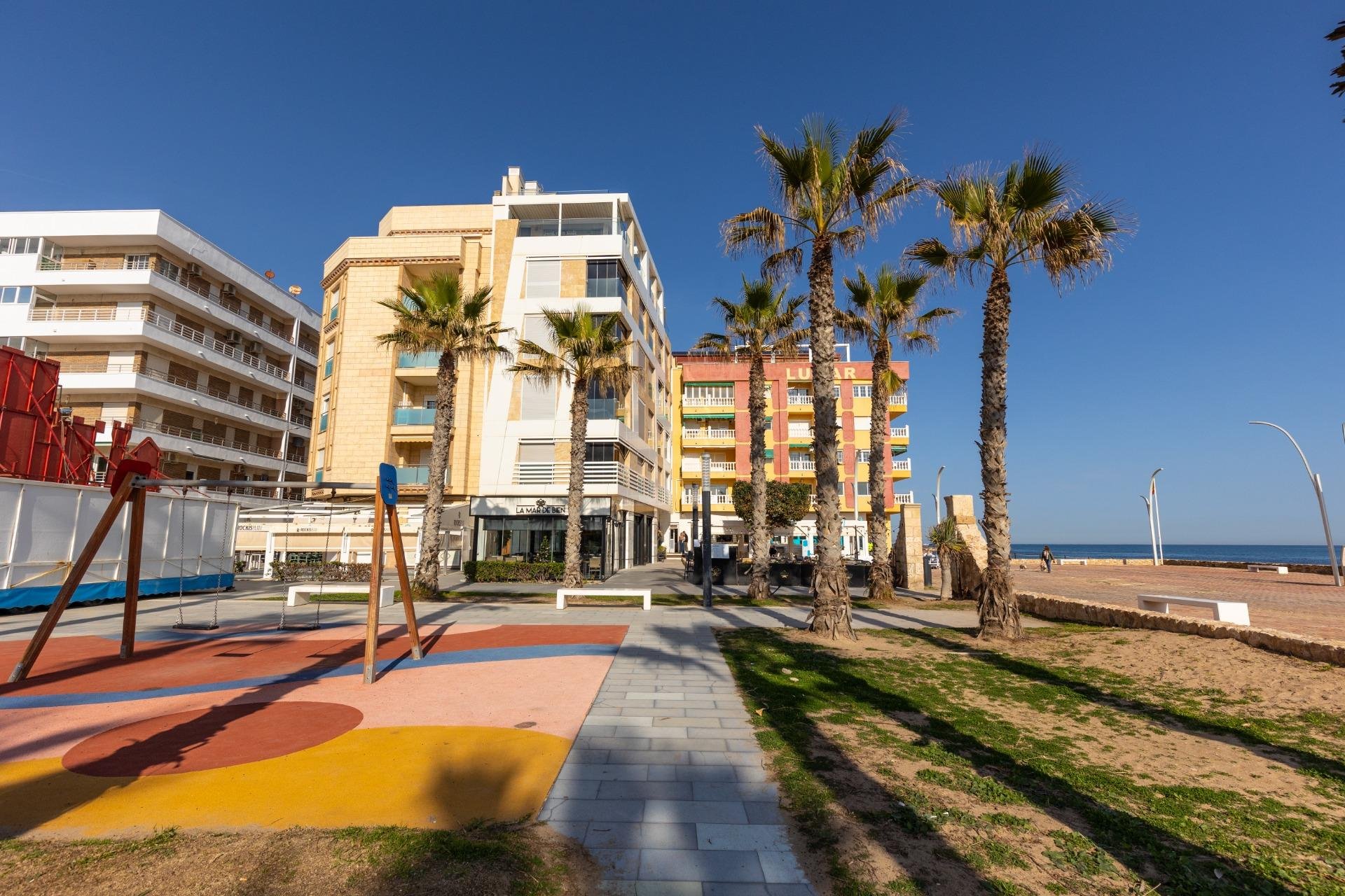 Rynek wtórny - Mieszkanie w bloku -
Torrevieja - La Mata pueblo