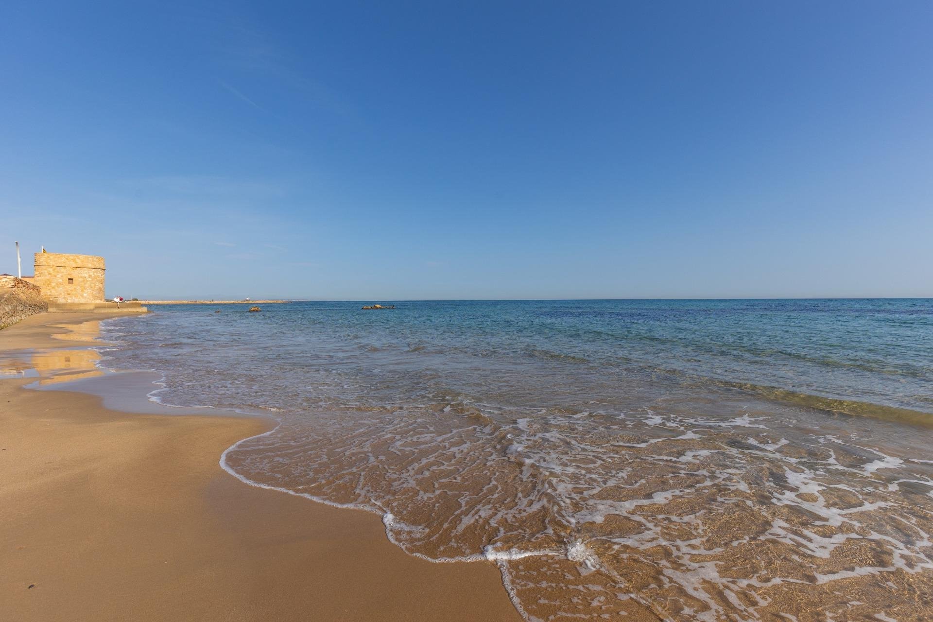 Rynek wtórny - Mieszkanie w bloku -
Torrevieja - La Mata pueblo