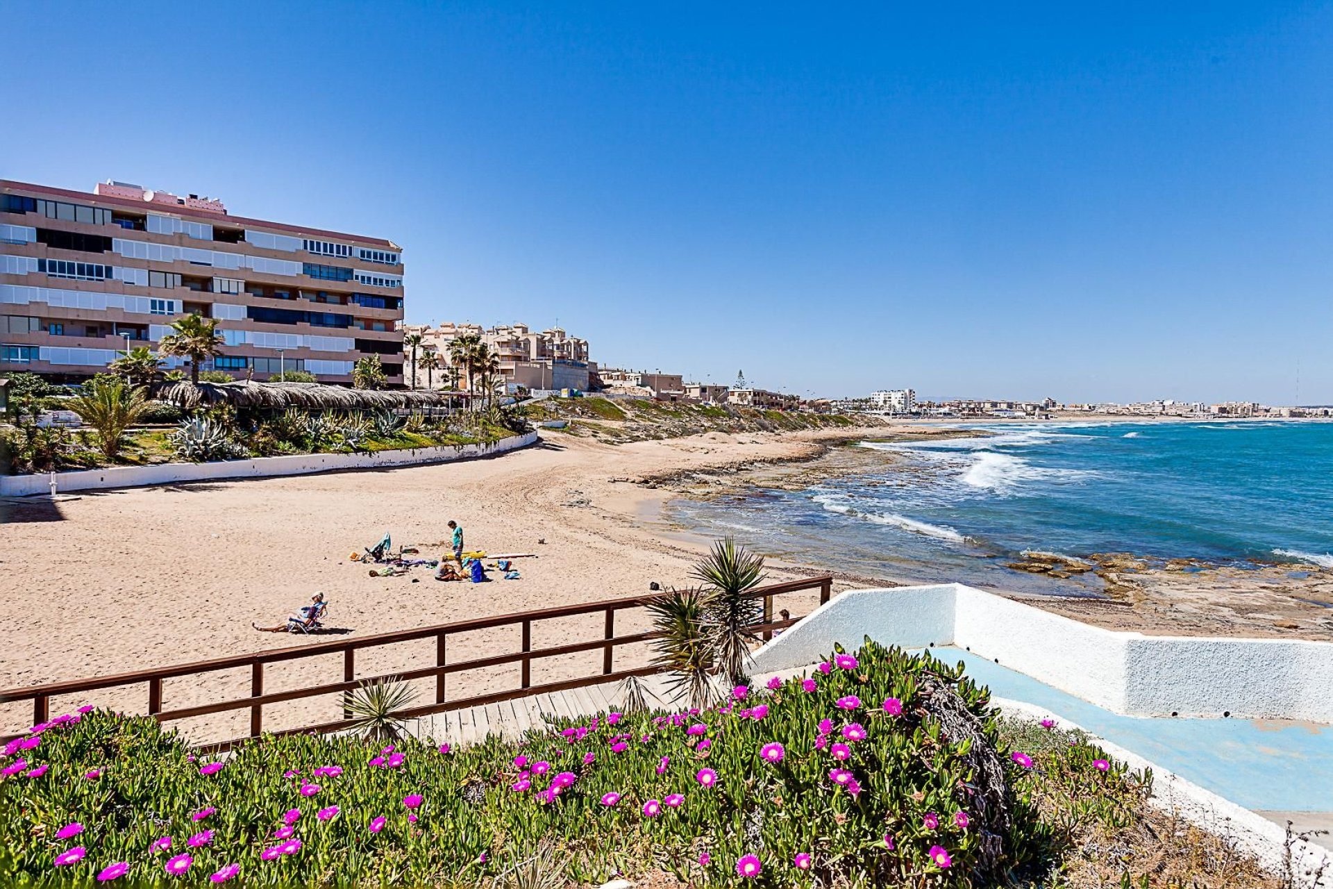 Rynek wtórny - Mieszkanie w bloku -
Torrevieja - La Mata