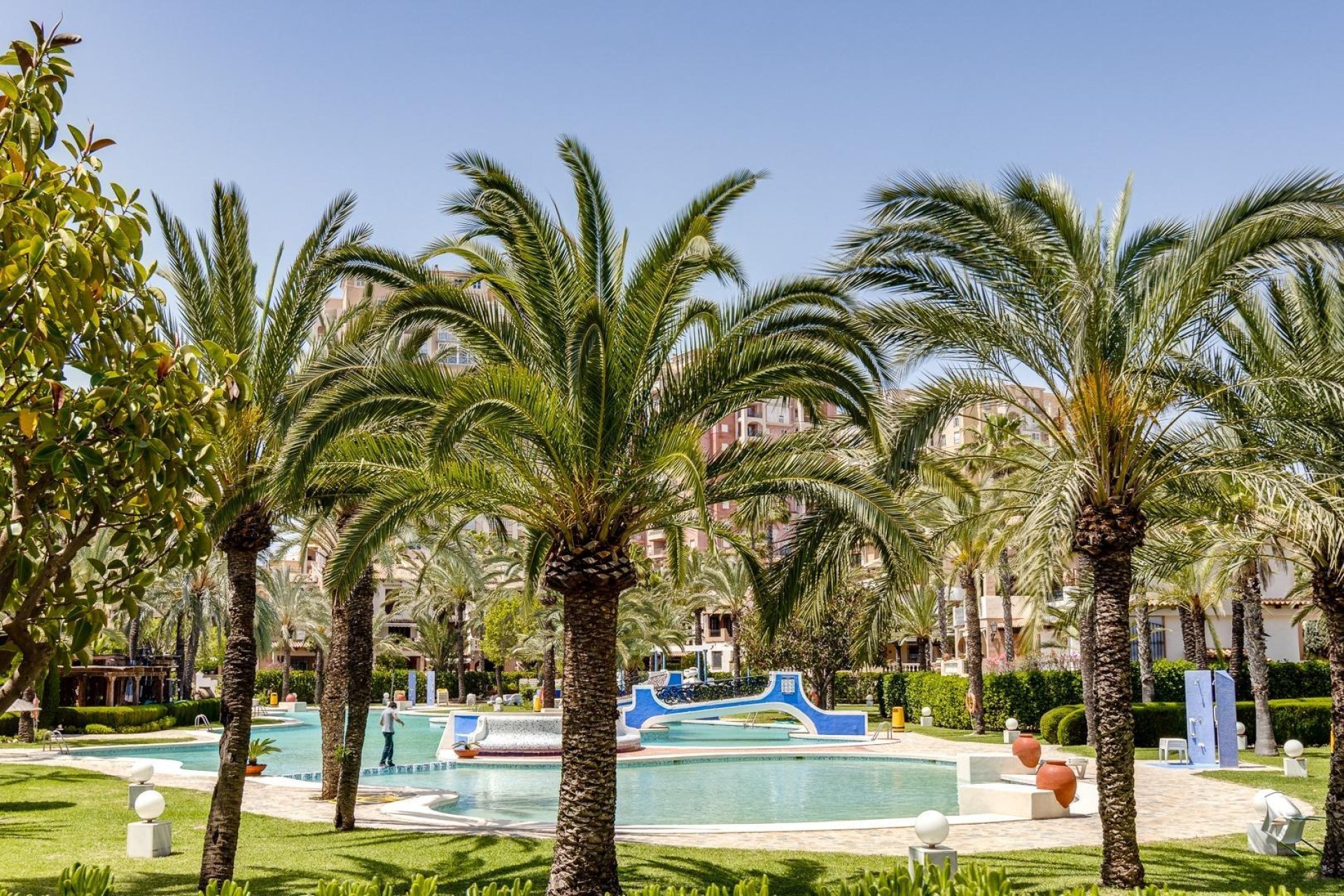 Rynek wtórny - Mieszkanie w bloku -
Torrevieja - Playa de los Locos