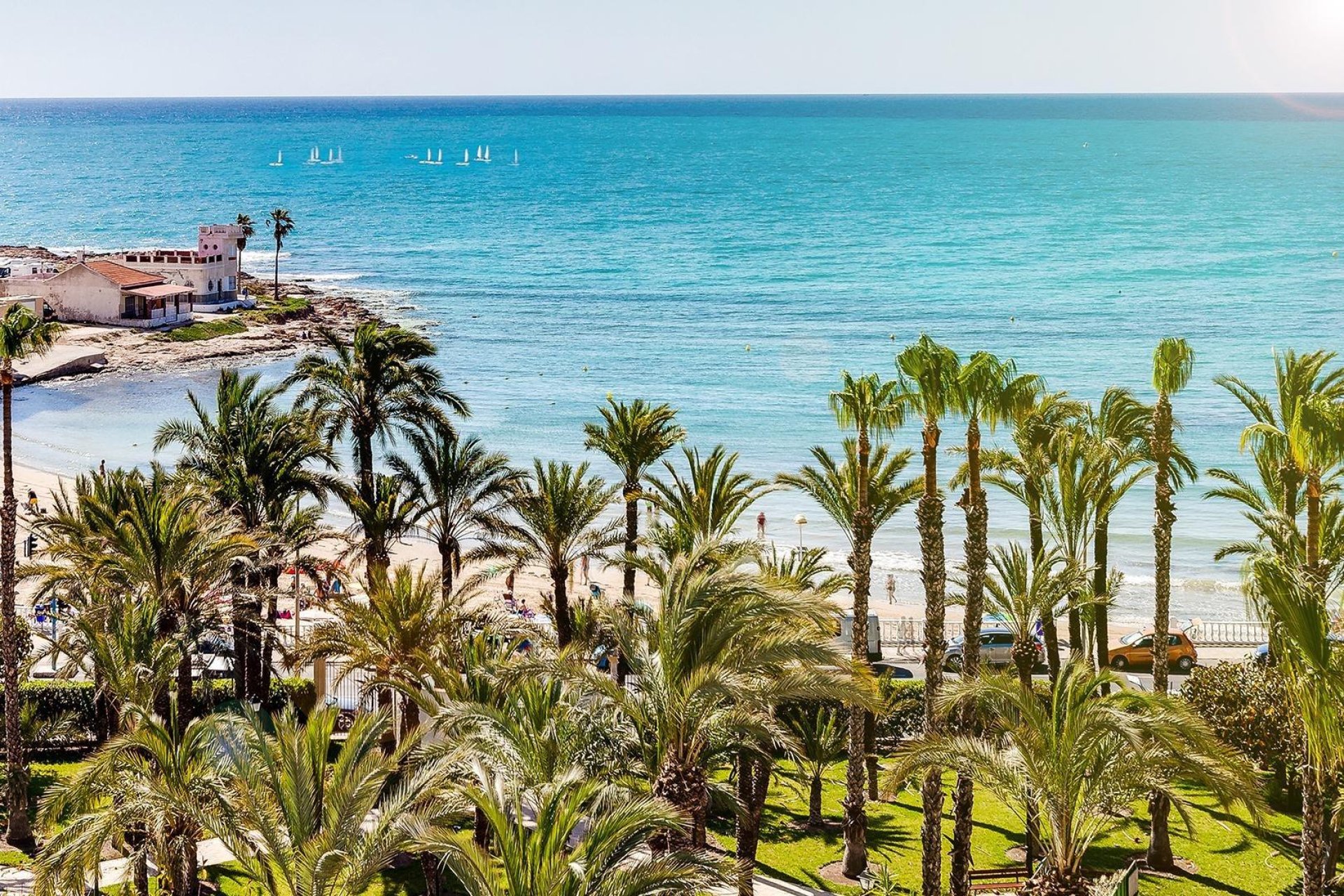 Rynek wtórny - Mieszkanie w bloku -
Torrevieja - Playa de los Locos