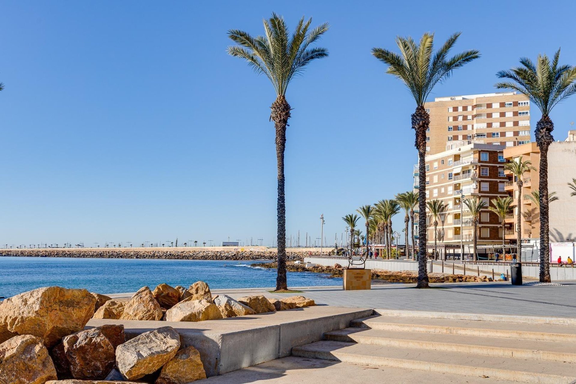 Rynek wtórny - Mieszkanie w bloku -
Torrevieja - Playa del Cura