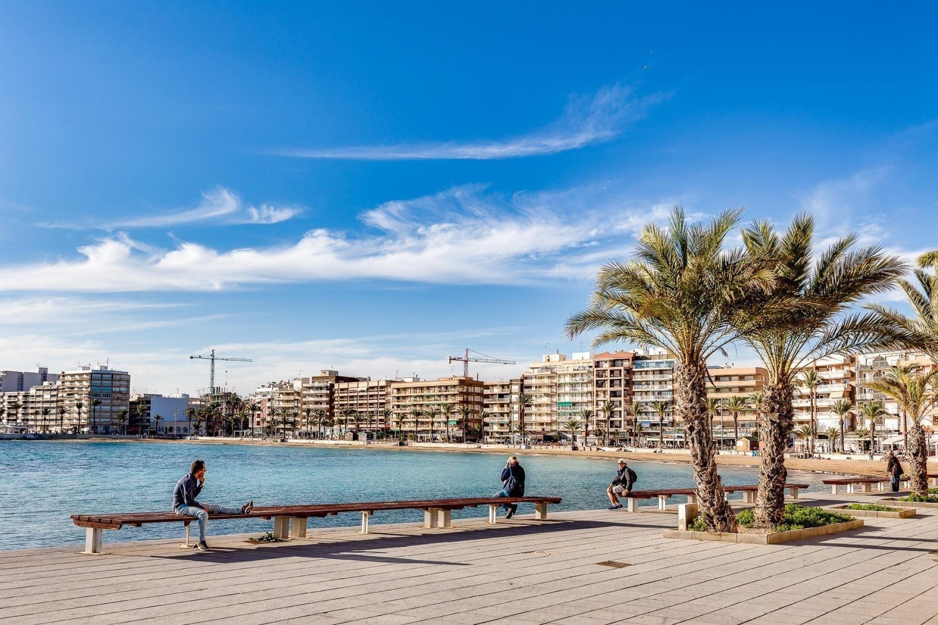 Rynek wtórny - Mieszkanie w bloku -
Torrevieja - Playa del Cura