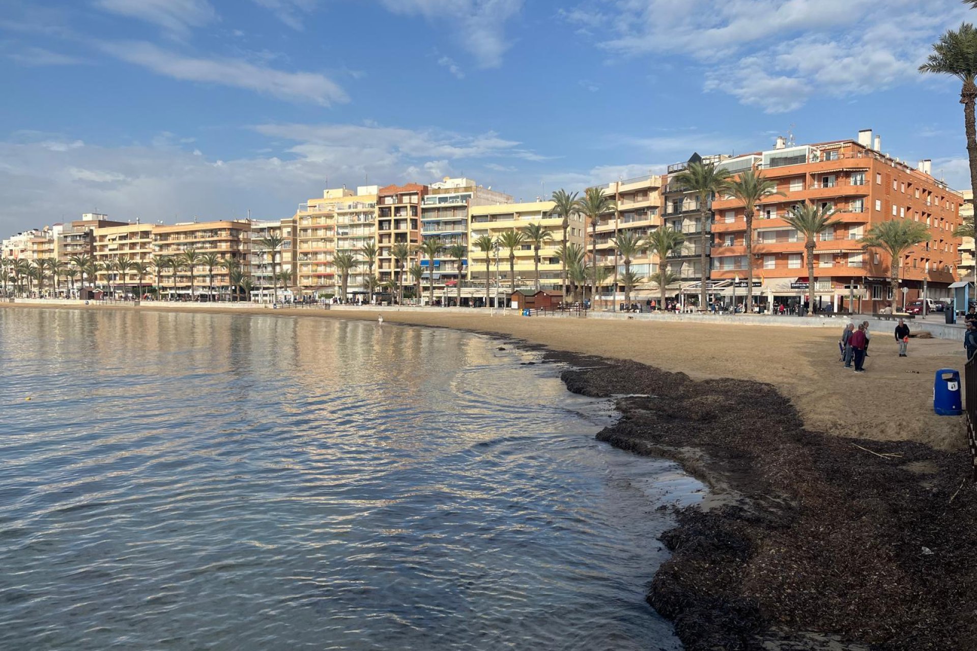 Rynek wtórny - Mieszkanie w bloku -
Torrevieja - Playa del Cura