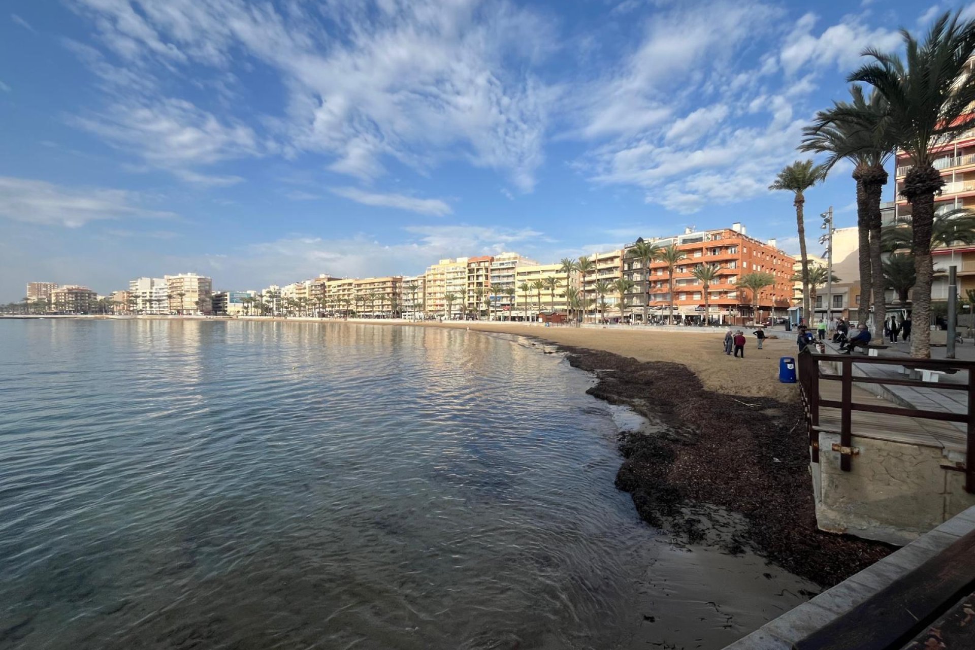 Rynek wtórny - Mieszkanie w bloku -
Torrevieja - Playa del Cura