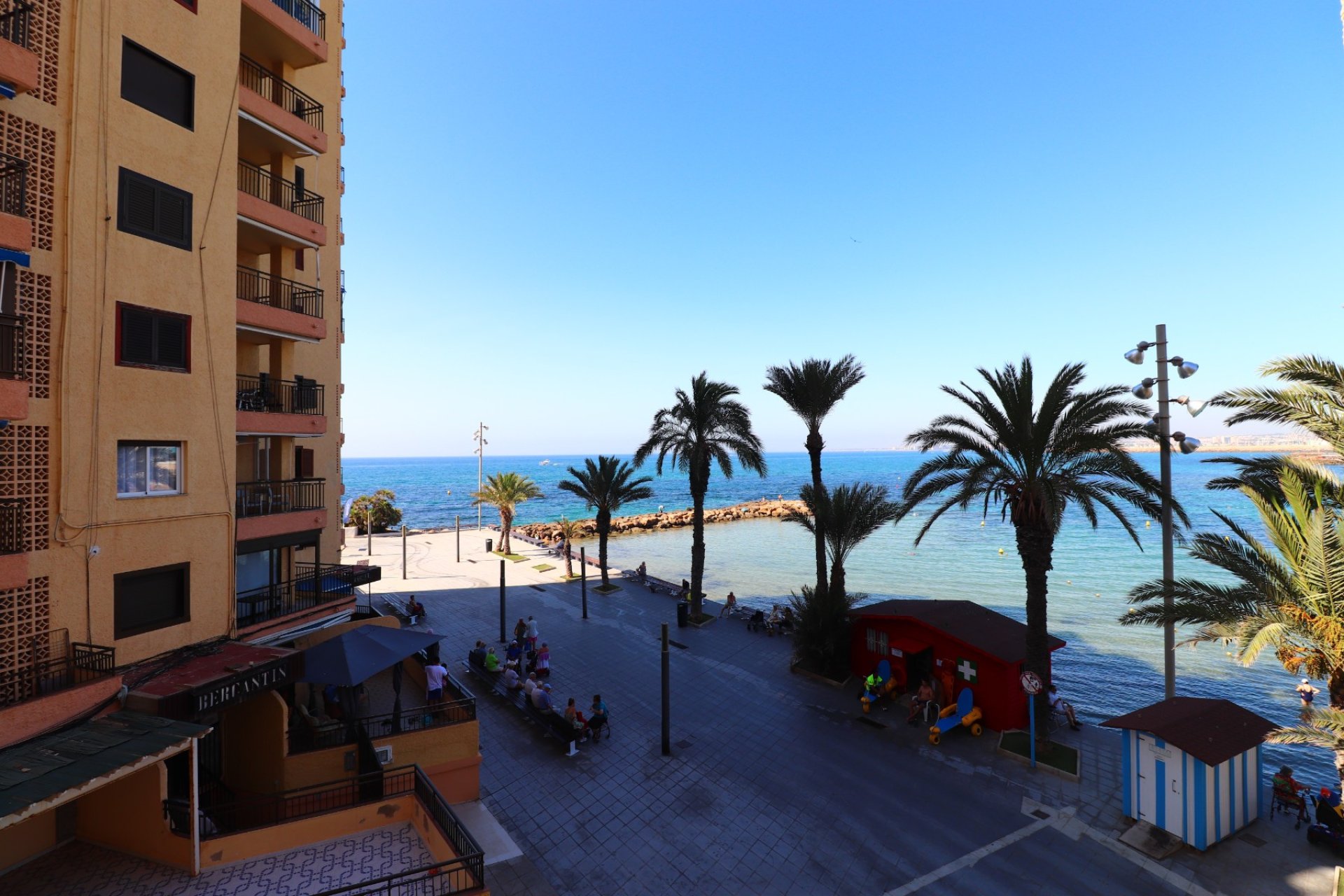 Rynek wtórny - Mieszkanie w bloku -
Torrevieja - Playa Del Cura