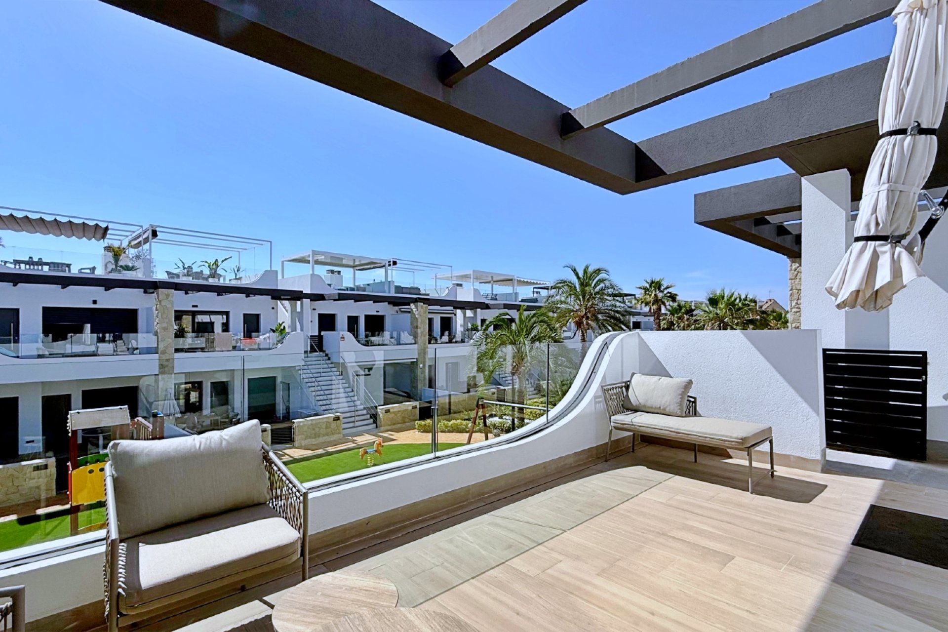 Rynek wtórny - Penthouse -
Orihuela Costa - Punta Prima