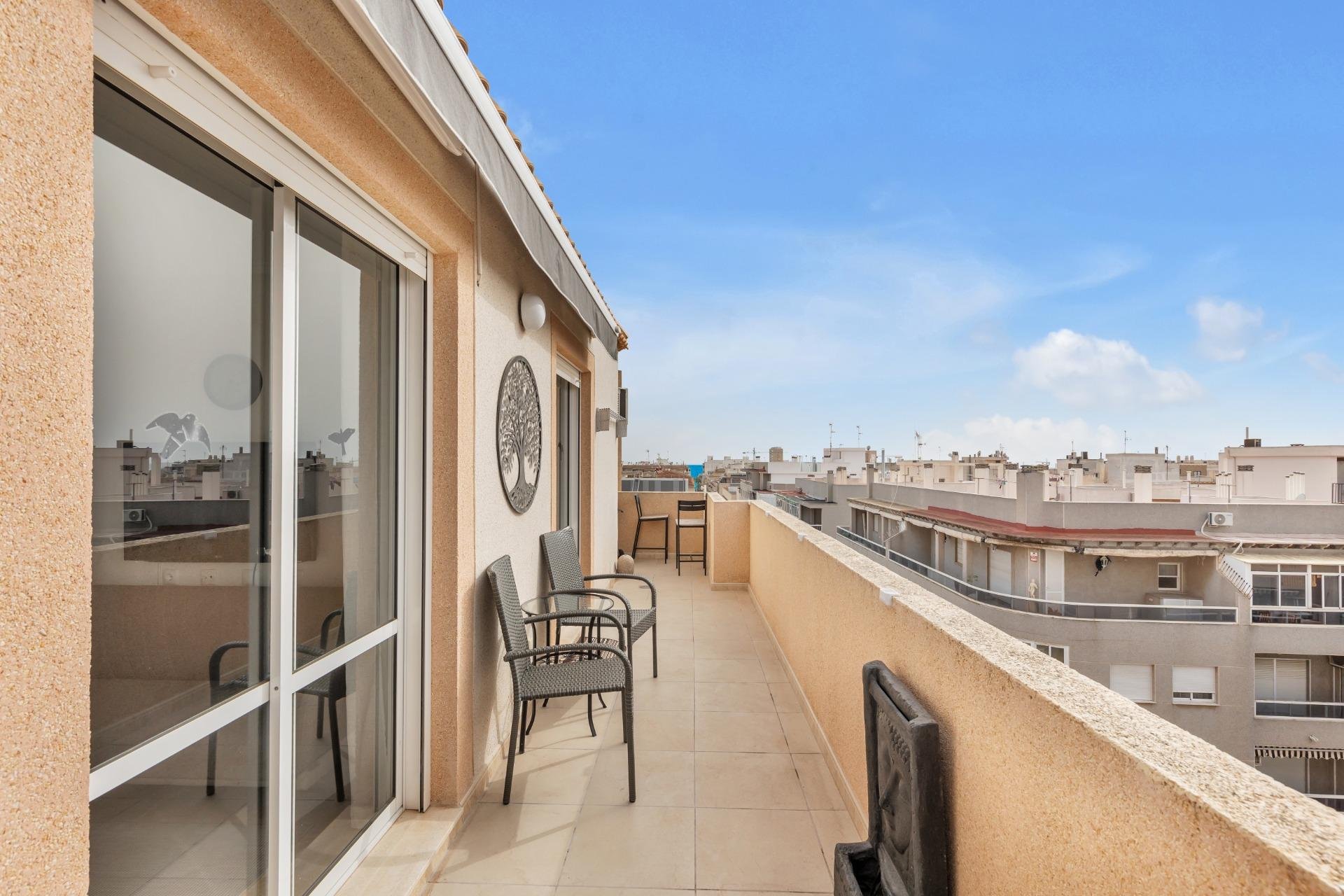 Rynek wtórny - Penthouse -
Torrevieja - Estacion de autobuses