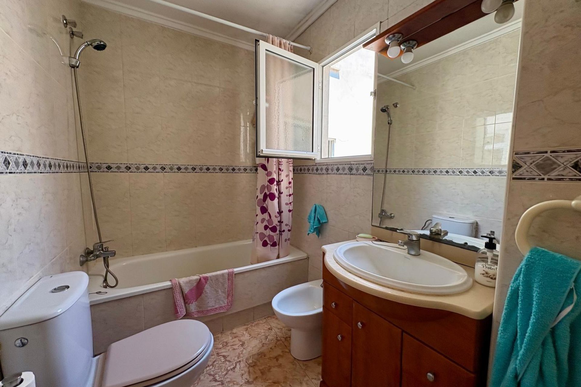 Rynek wtórny - Penthouse -
Torrevieja - Estacion de autobuses
