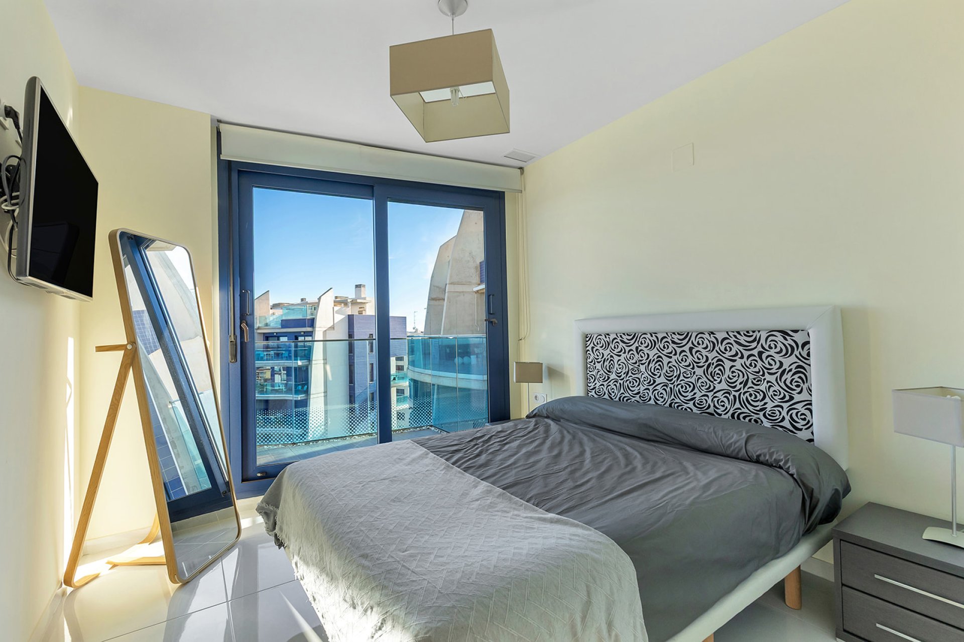 Rynek wtórny - Penthouse -
Torrevieja - Punta prima