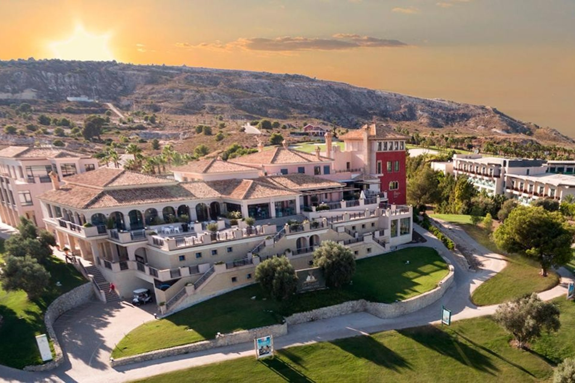 Rynek wtórny - Willa -
Algorfa - La Finca Golf Resort