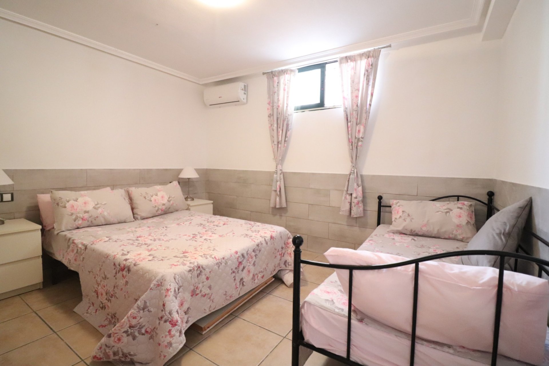 Rynek wtórny - Willa -
Algorfa - Lo Crispin