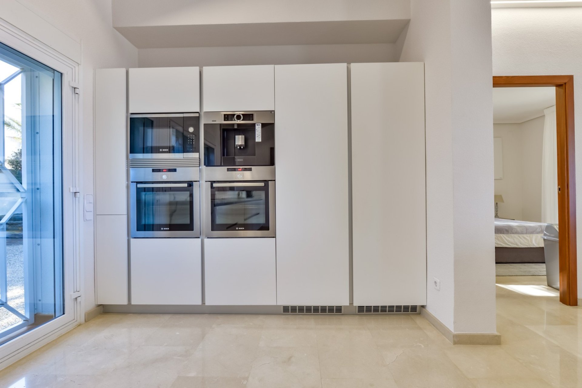 Rynek wtórny - Willa -
Altea - Sierra de Altea