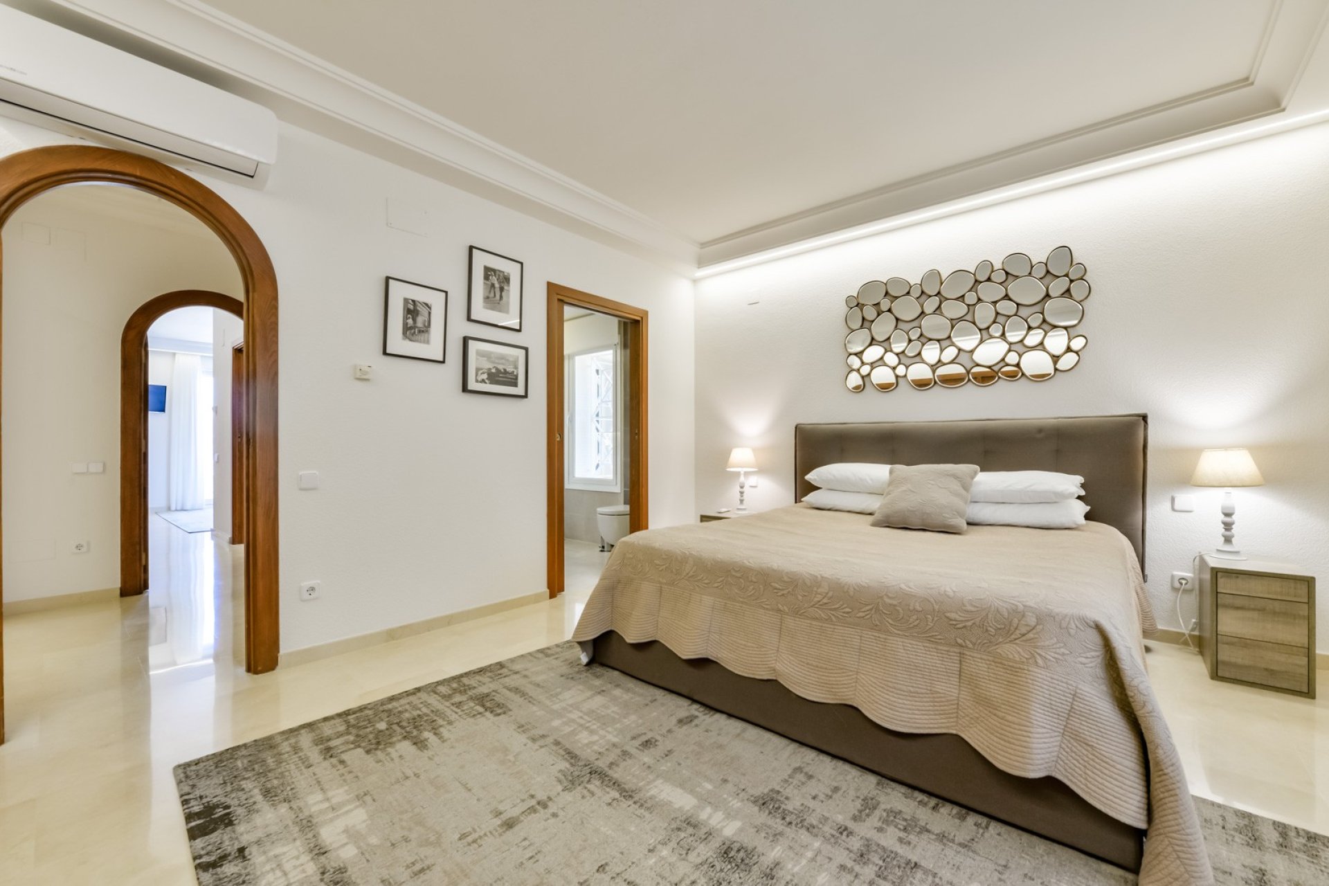 Rynek wtórny - Willa -
Altea - Sierra de Altea