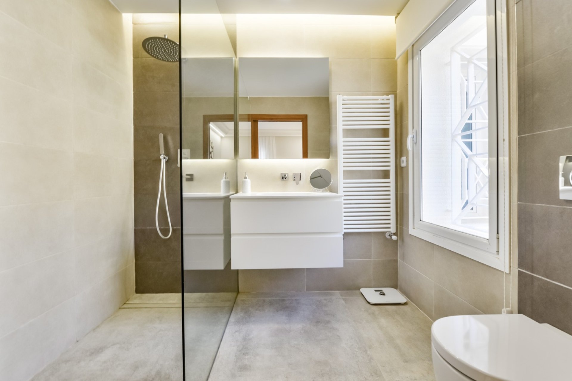 Rynek wtórny - Willa -
Altea - Sierra de Altea