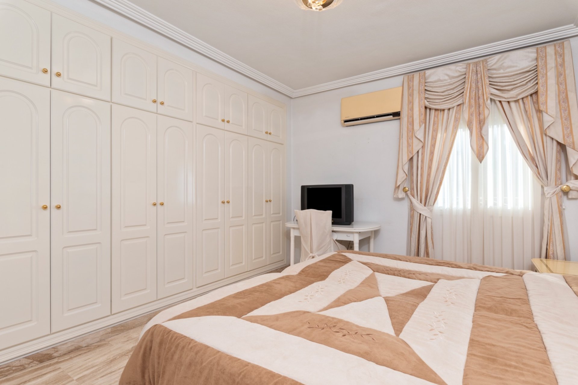 Rynek wtórny - Willa -
Ciudad Quesada - Doña Pepa