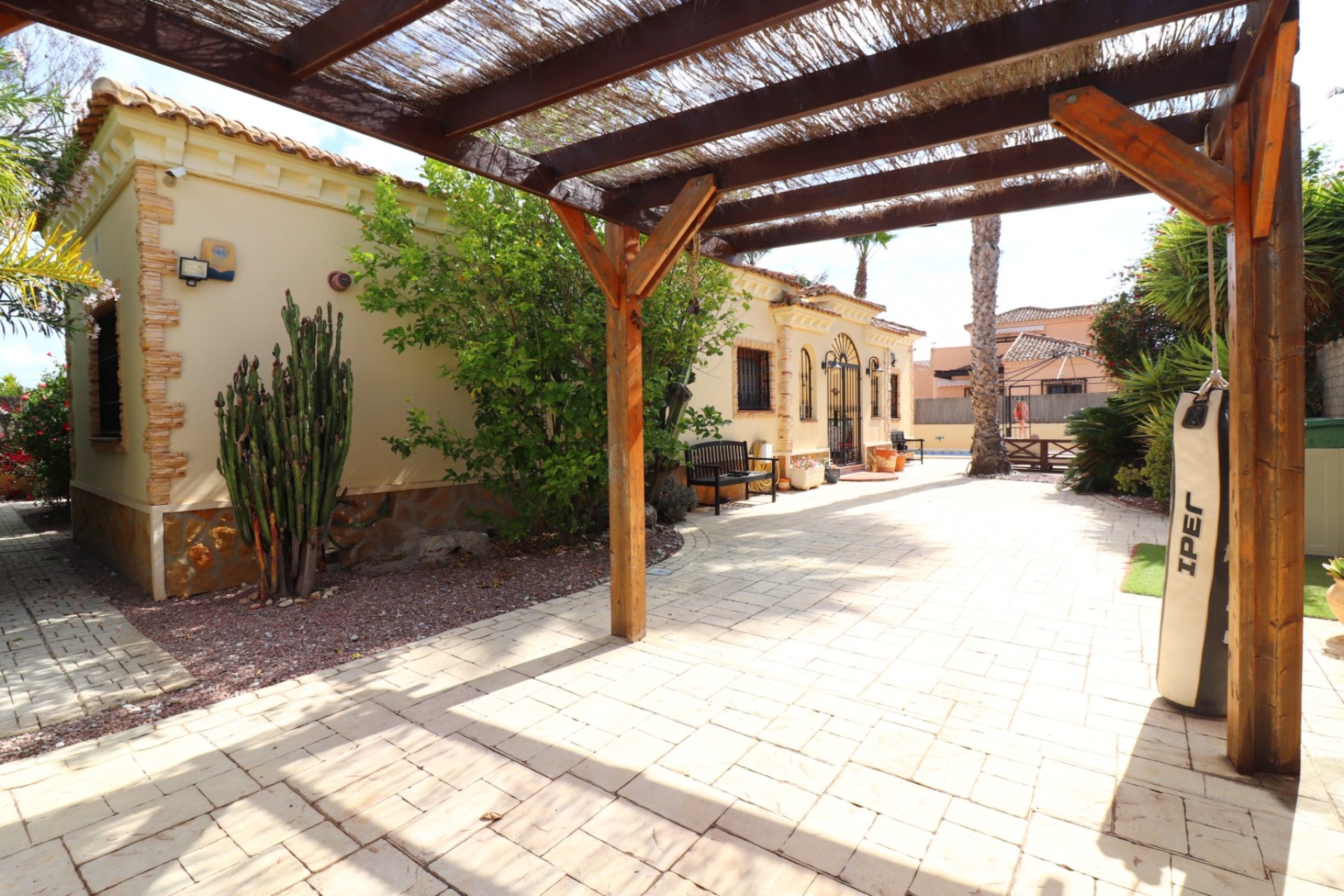 Rynek wtórny - Willa -
Formentera del Segura - Fincas de La Vega