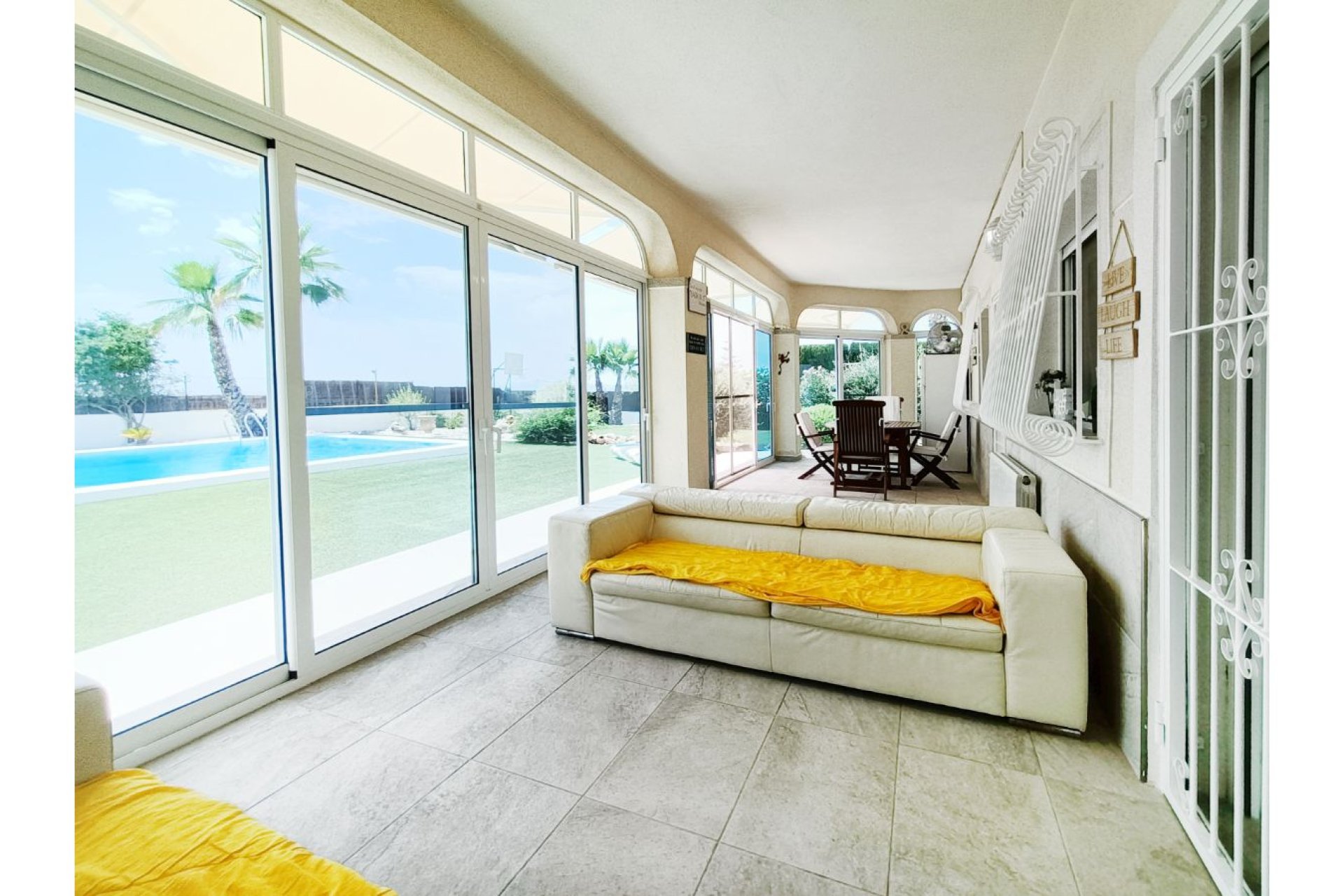 Rynek wtórny - Willa -
Gea Y Truyols - Urb Lo Santiago