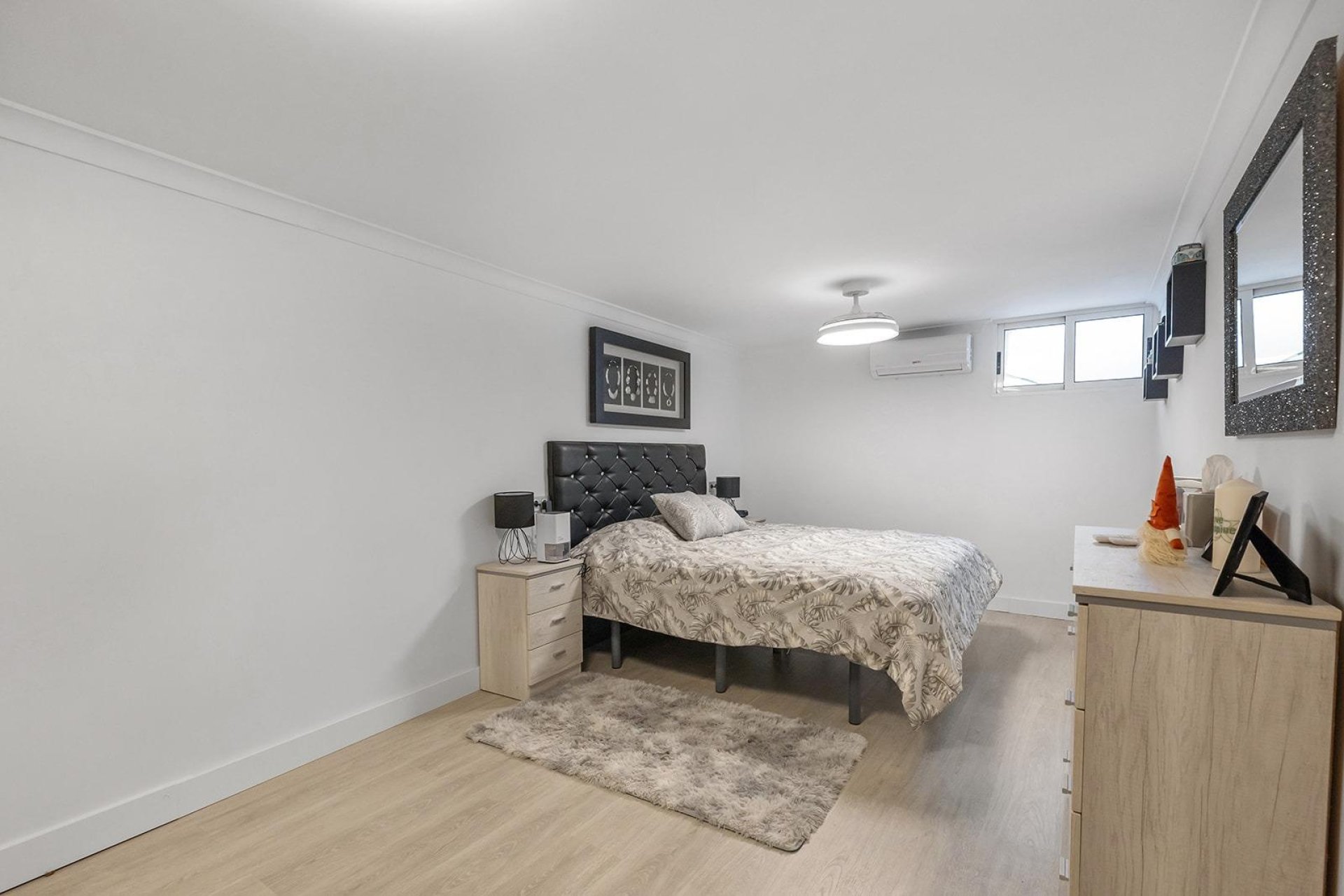 Rynek wtórny - Willa -
Guardamar del Segura - Urbanizaciones