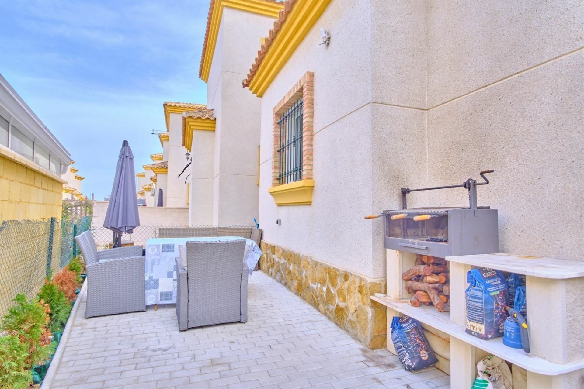 Rynek wtórny - Willa -
Los Montesinos - La Herrada