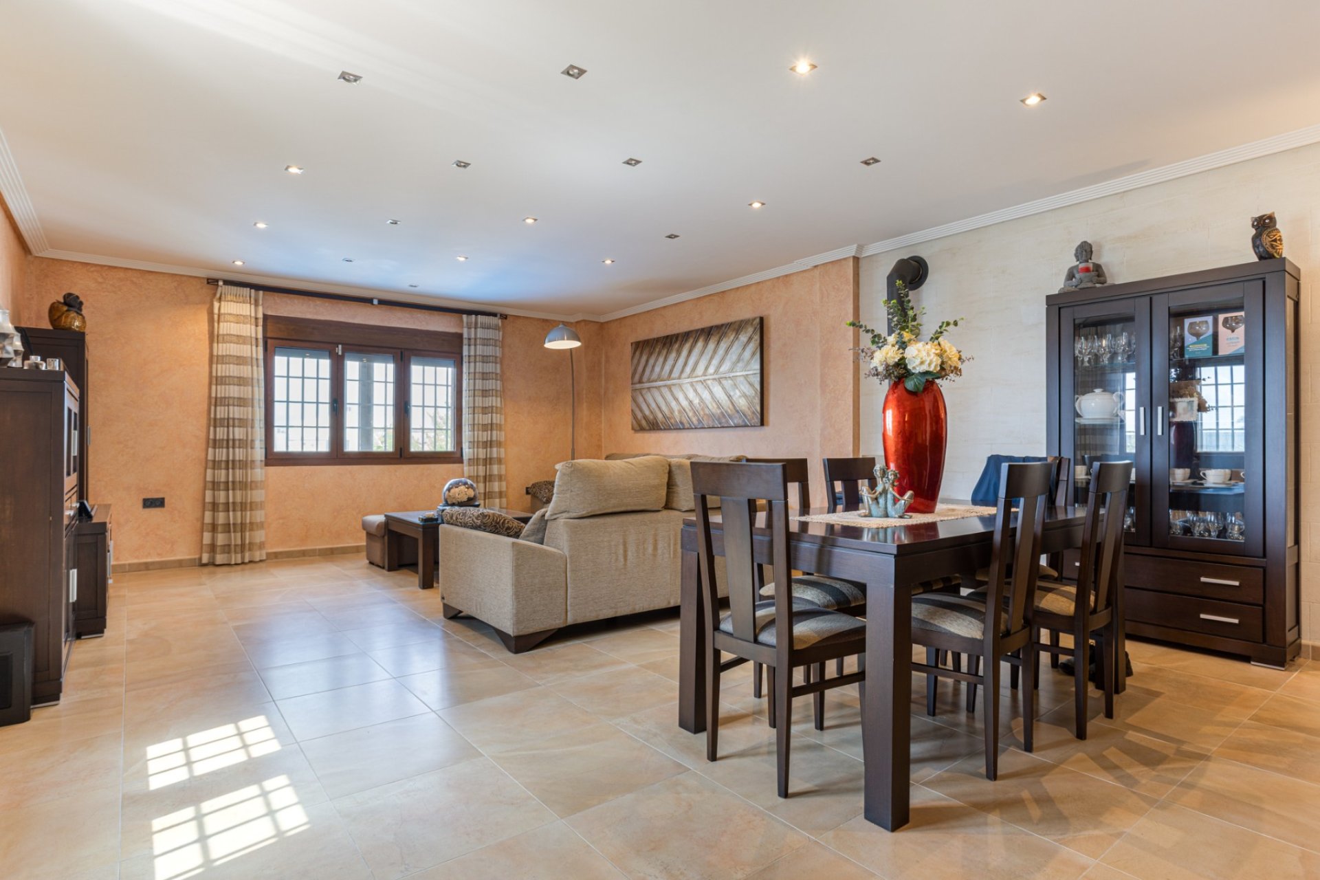 Rynek wtórny - Willa -
Montesinos - La Herrada