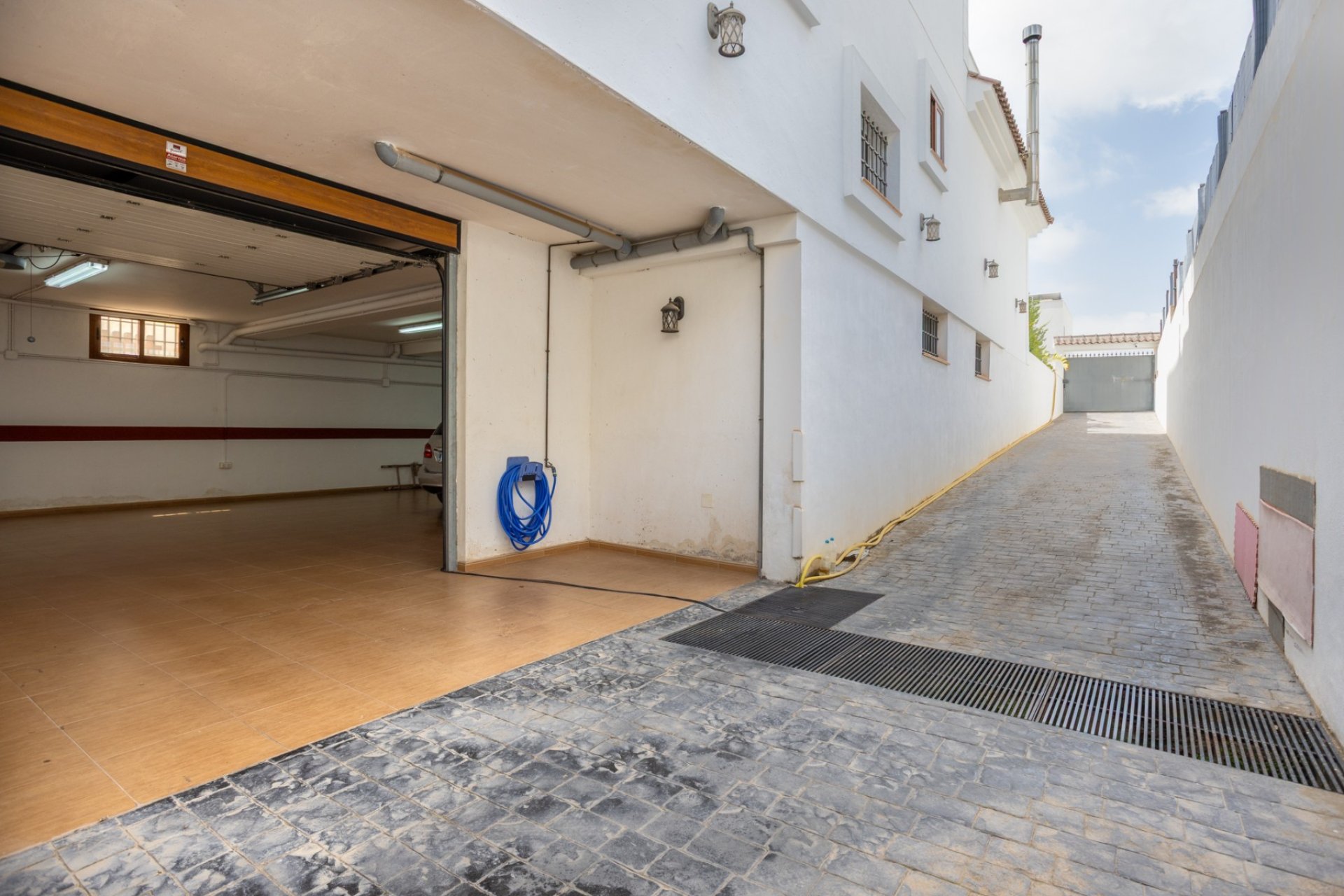 Rynek wtórny - Willa -
Montesinos - La Herrada